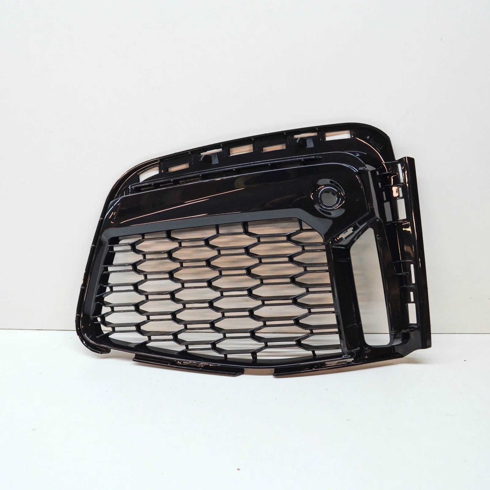 NEW BMW 7 G11 G12 M FRONT LEFT OPEN AIR INTAKE GRILLE 51118074001 ORIGINAL
