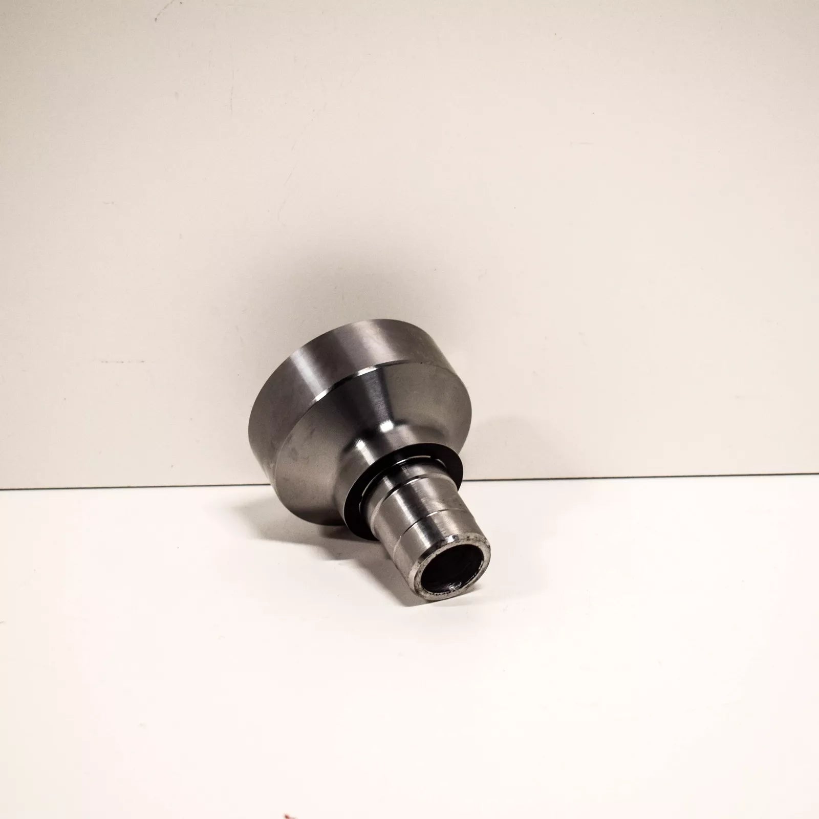 NEW BMW 1 F20 VIBRATION DAMPER HUB 11237574827 7574827 ORIGINAL