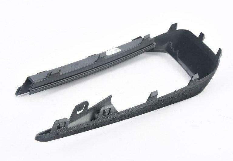 NEW VOLKSWAGEN JETTA A6 FRONT LEFT OUTER GLI GRILLE TRIM 5C6853665G9B9 ORIGINAL