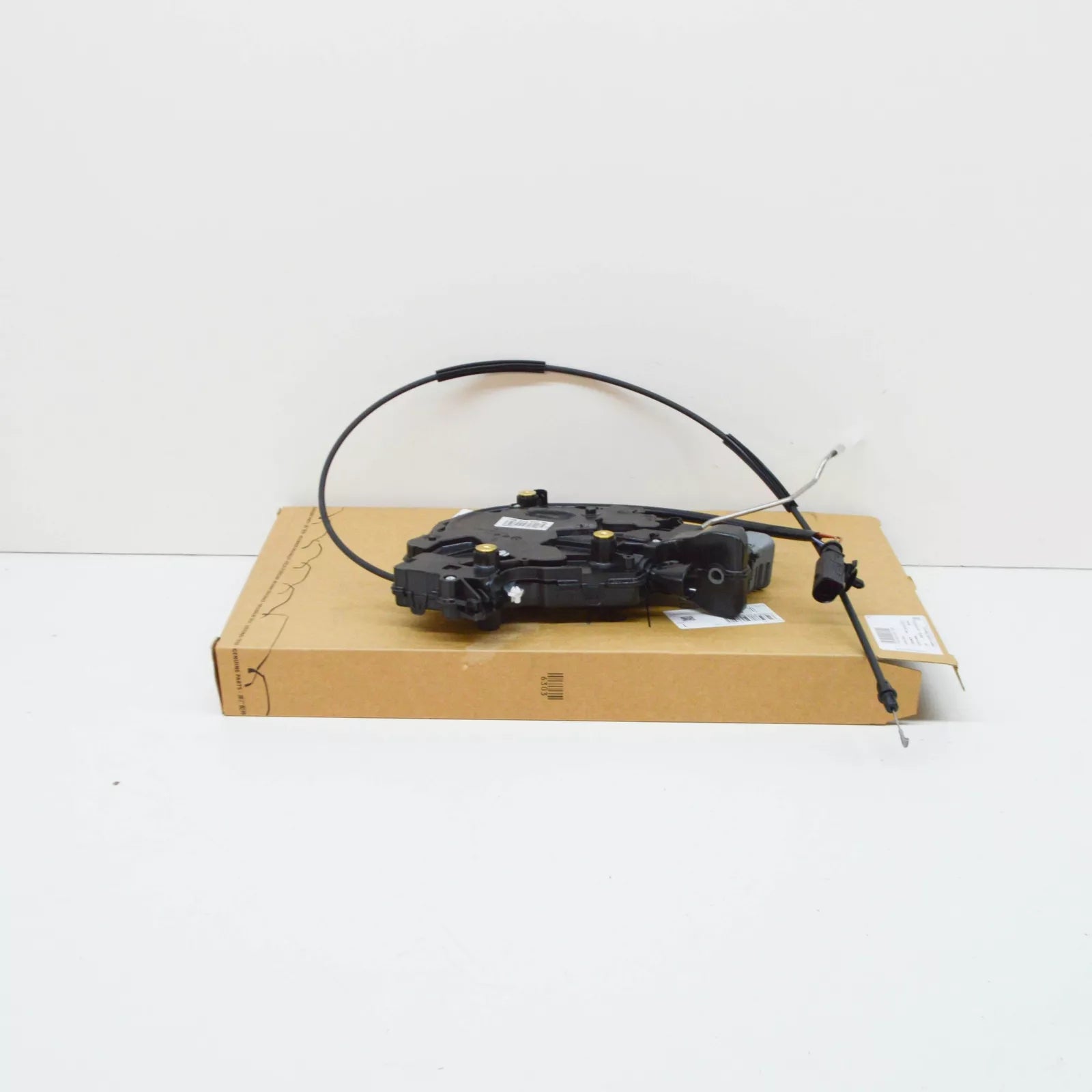 NEW VW TRANSPORTER T5 LEFT SLIDING DOOR REMOTE CONTROL LOCK 7H0843653BR