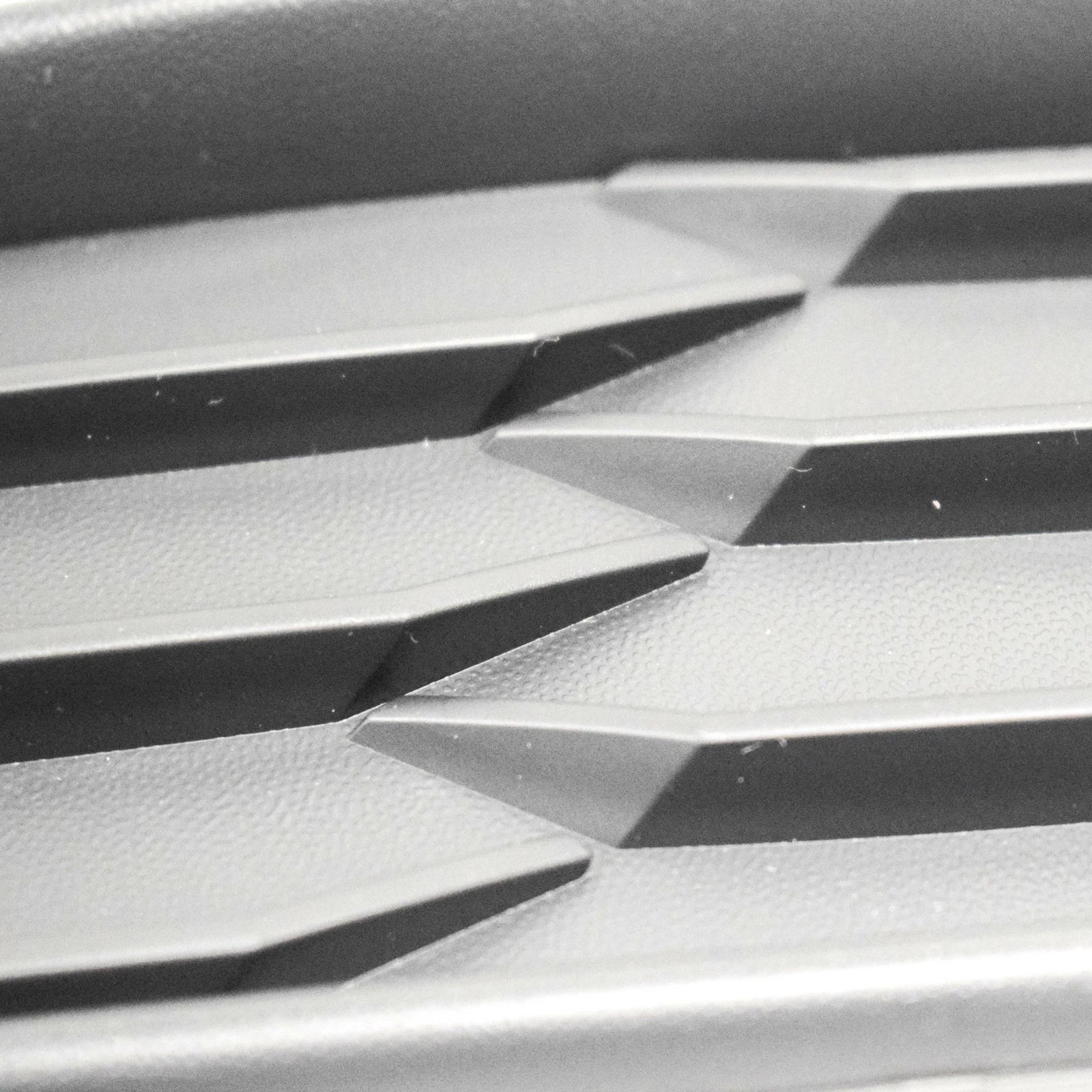 NEW VW TIGUAN 5N FRONT BUMPER RIGHT GRILLE 5NA8536669B9 ORIGINAL