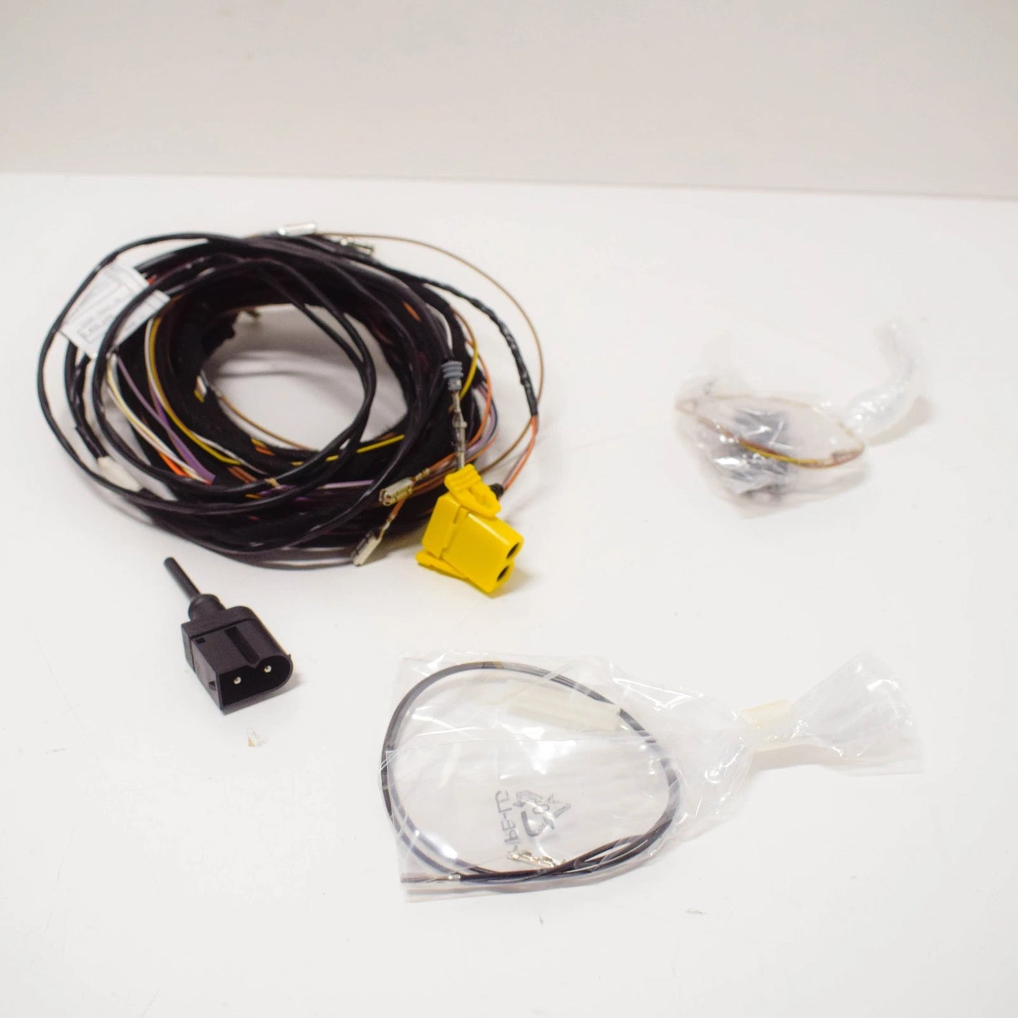 NEW BMW Z3 E36 ON-BOARD COMPUTER RETROFIT KIT 62130009042 0009042 ORIGINAL