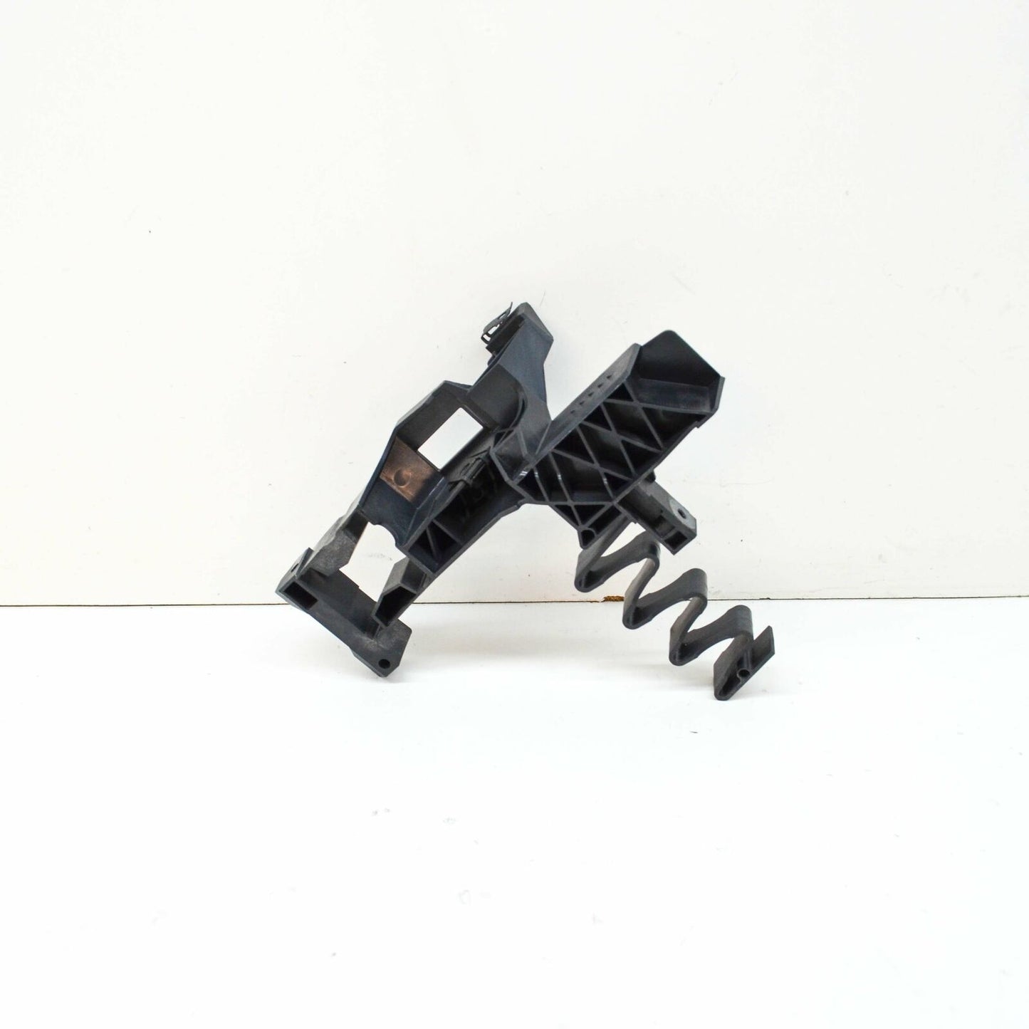 NEW AUDI A6 S6 C8 FRONT RIGHT HEADLIGHT BRACKET MOUNT HOLDER 4K0805608 ORIGINAL