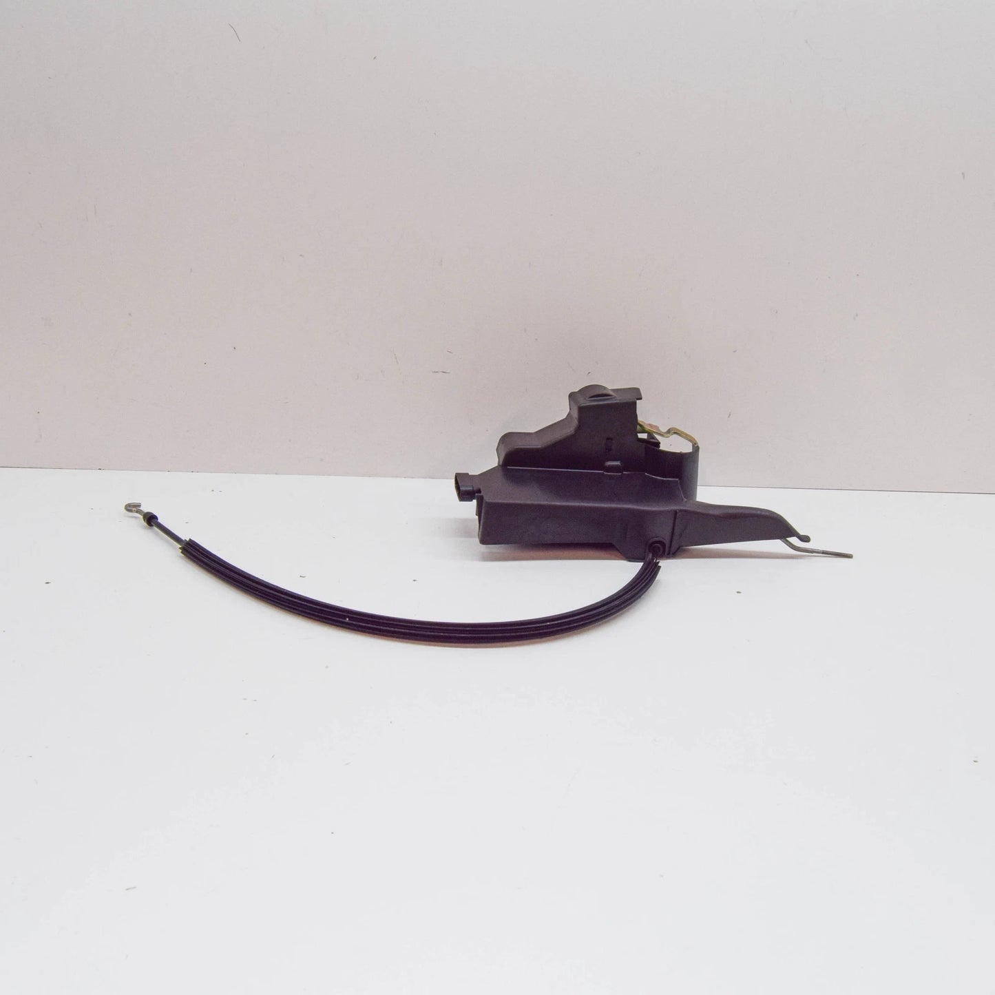 NEW MERCEDES-BENZ ML W163 FRONT RIGHT DOOR LOCK LHD A1637202835 ORIGINAL