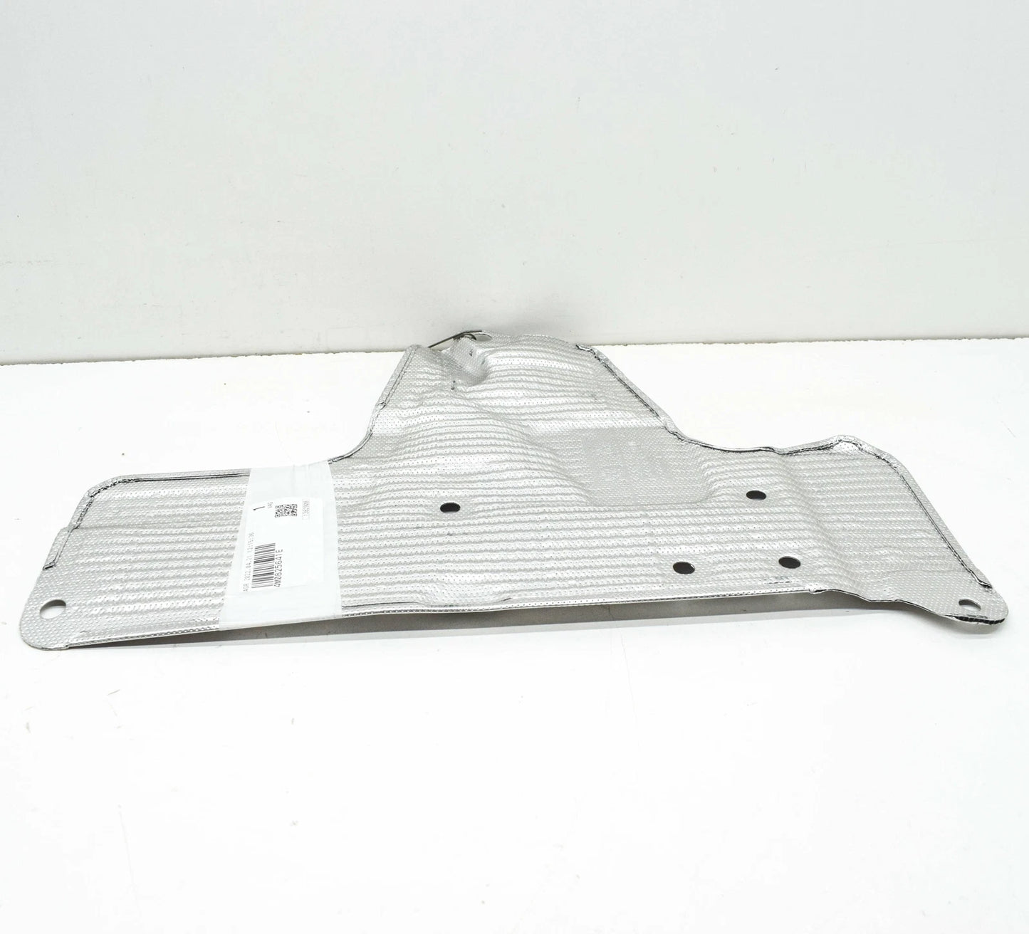 NEW AUDI Q7 4M LEFT SIDE MEMBER HEAT SHIELD 4M0825641E
