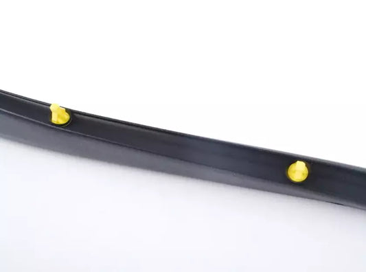 NEW AUDI A4 B7 FRONT LEFT OUTER DOOR SEAL RUBBER 8E0837911M ORIGINAL