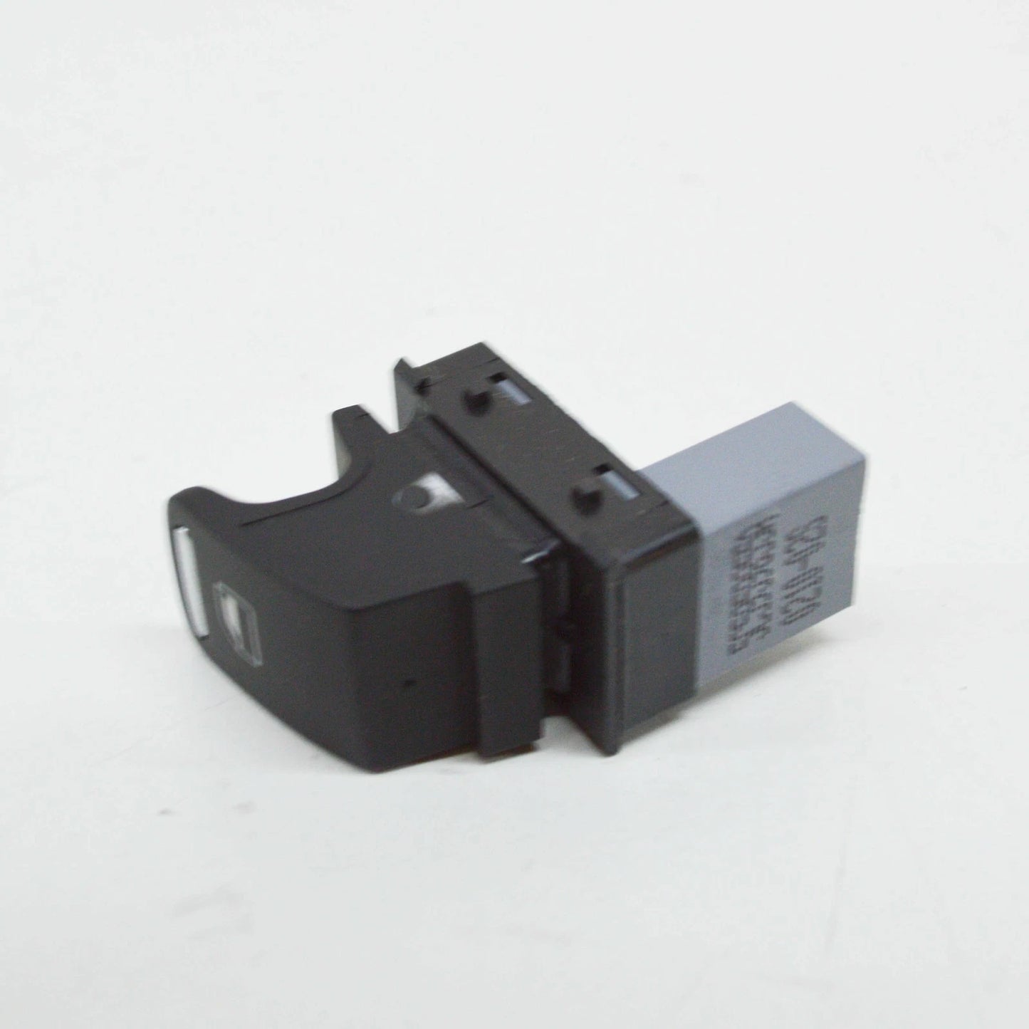 NEW VW BEETLE A5 FRONT RIGHT DOOR WINDOW SWITCH LHD 5C5959855AICX