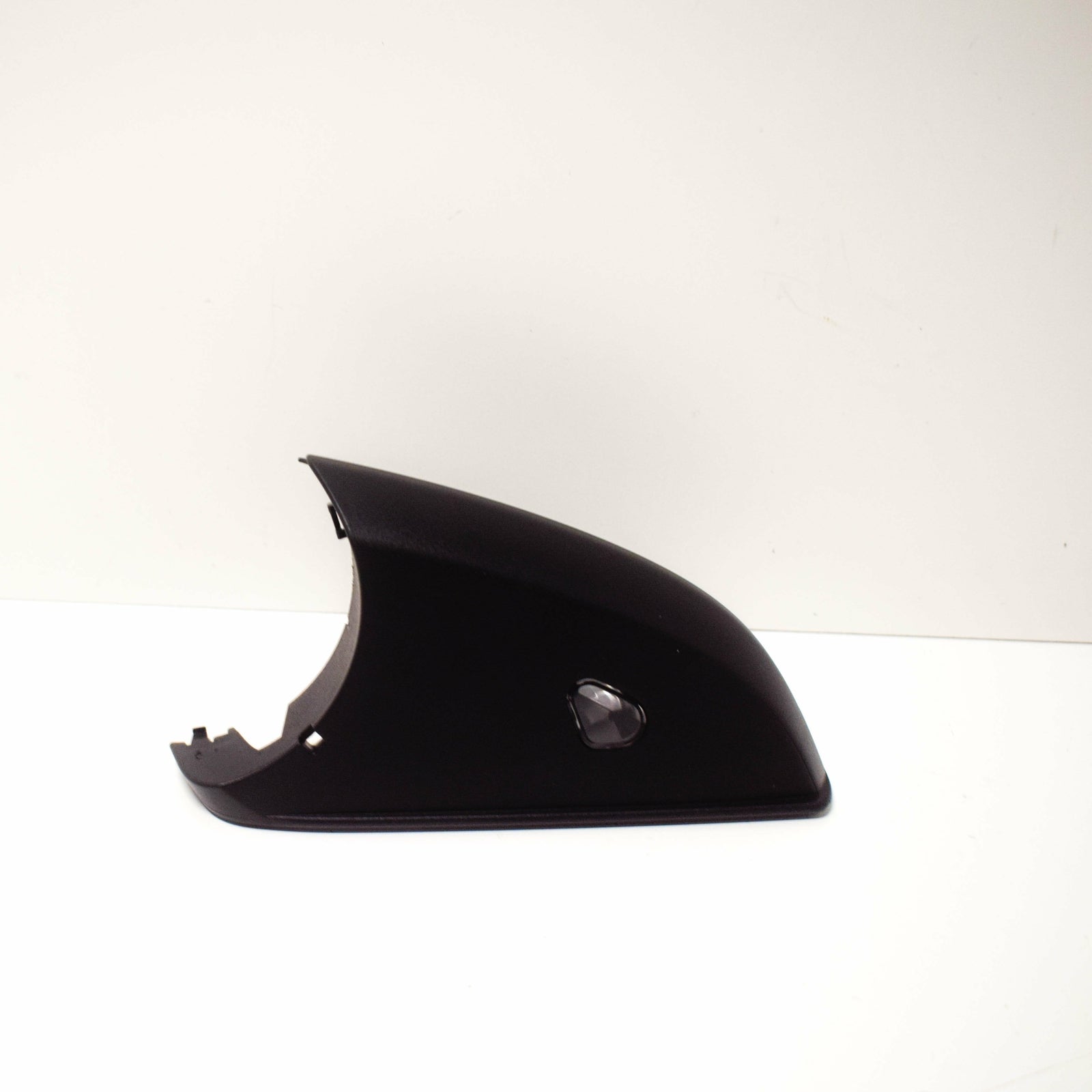 NEW MERCEDES-BENZ C-CLASS W205 LEFT WING MIRROR LOWER COVER A2048100115 ORIGINAL