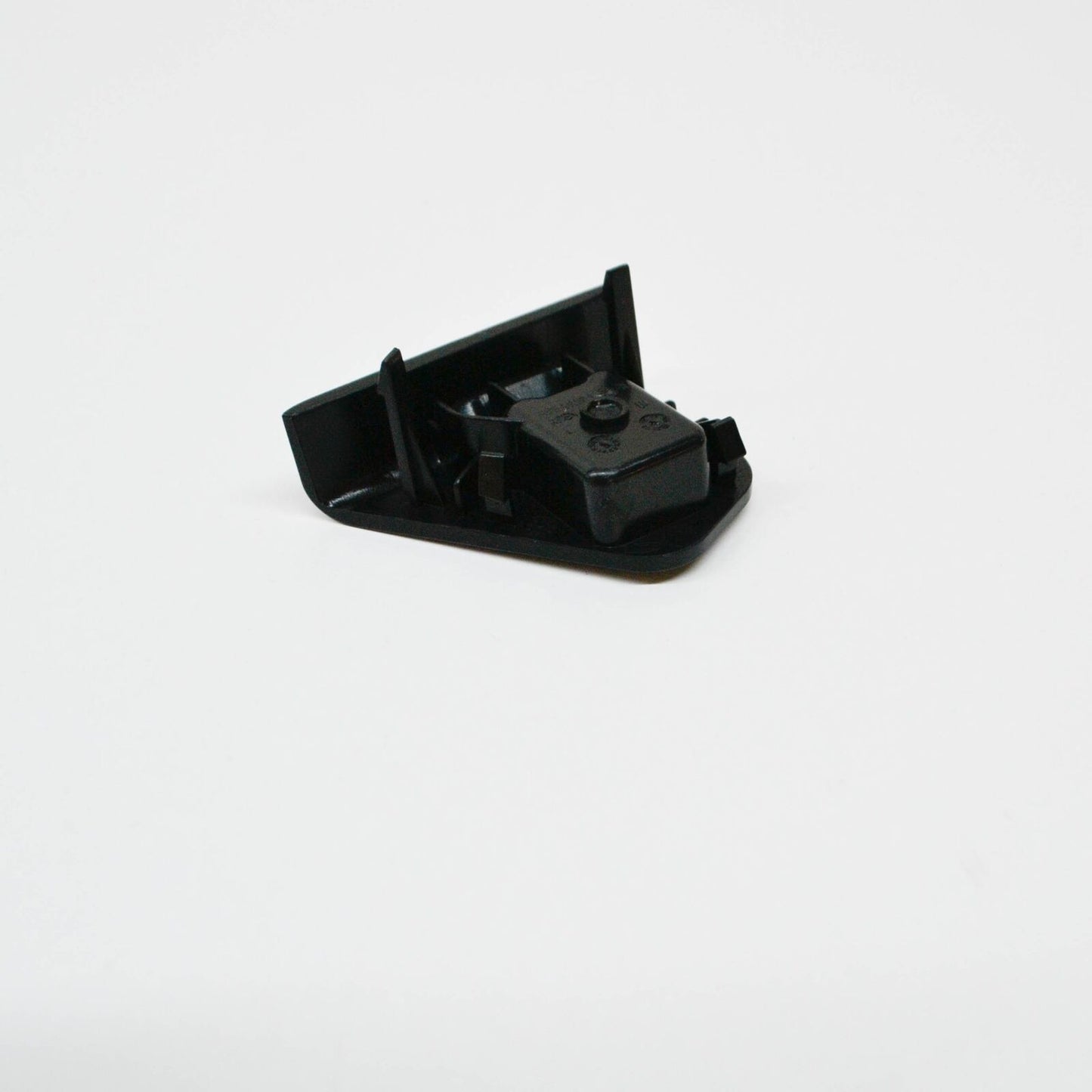 new ford fiesta mk7 glove box left striker catch assy lhd 2086037 original