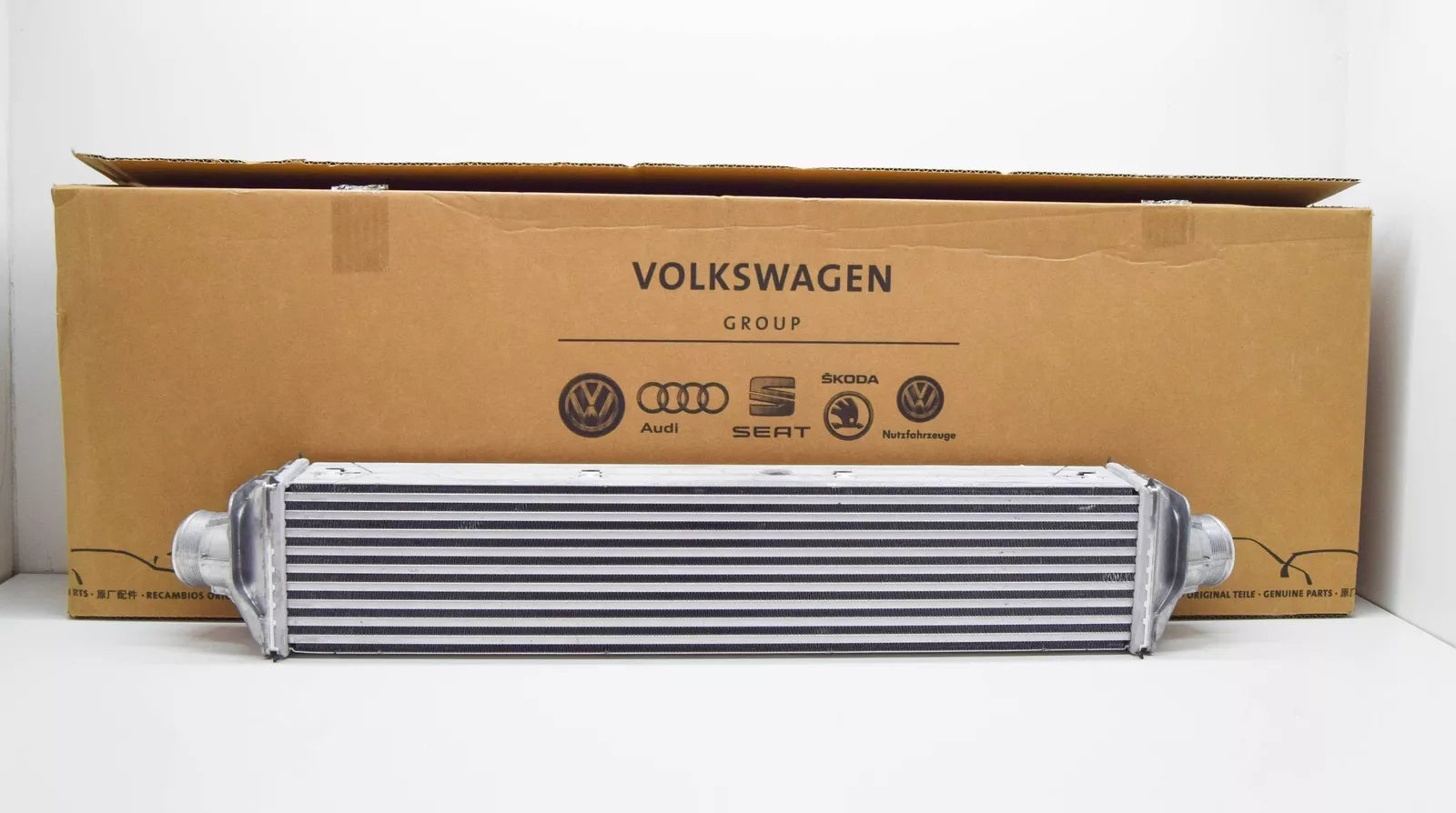 NEW AUDI A4 AVANT B9 INTERCOOLER RADIATOR 8W0145805AB ORIGINAL