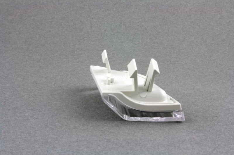 NEW VW PASSAT CC FRONT BUMPER O/S RIGHT CLEAR TURN SIGNAL REFLECTOR