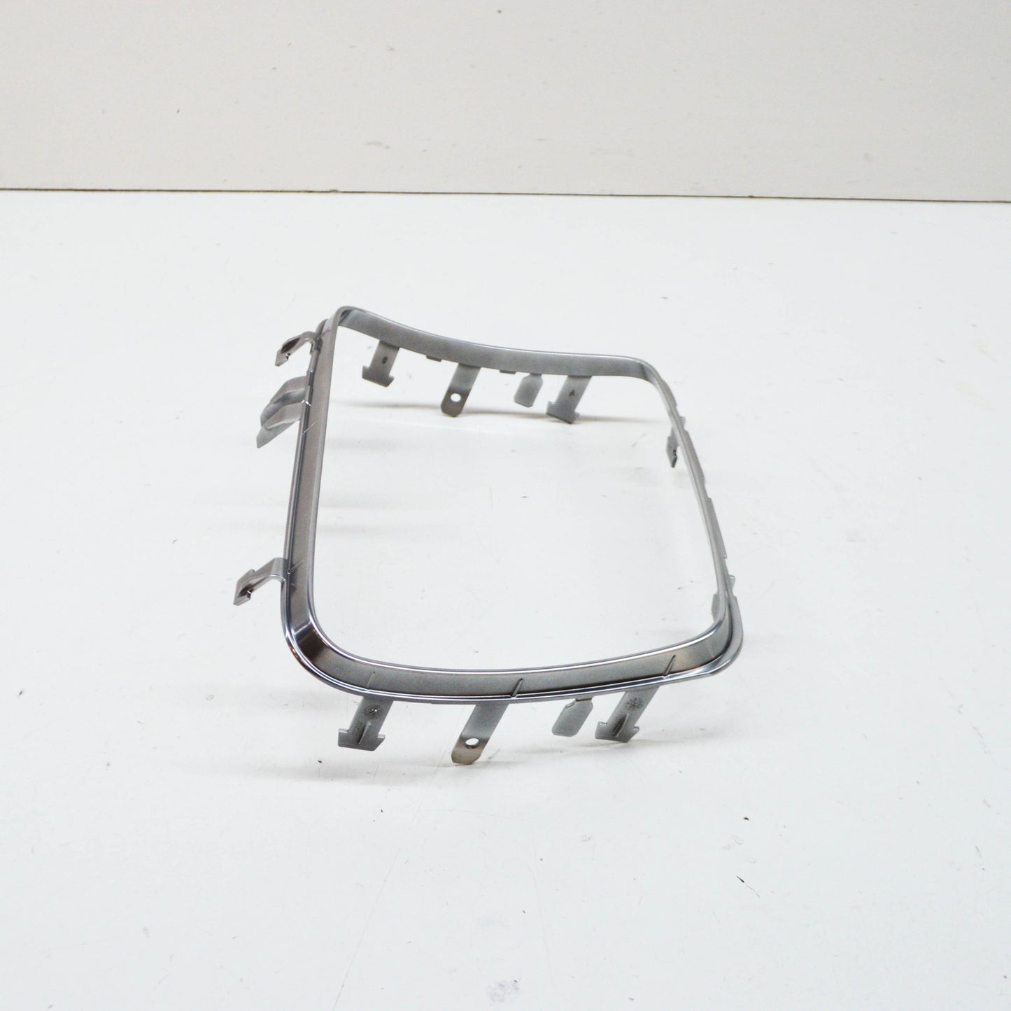 NEW MERCEDES-BENZ E W213 CENTER CONSOLE CUP HOLDER BOX TRIM A2136830600 ORIGINAL