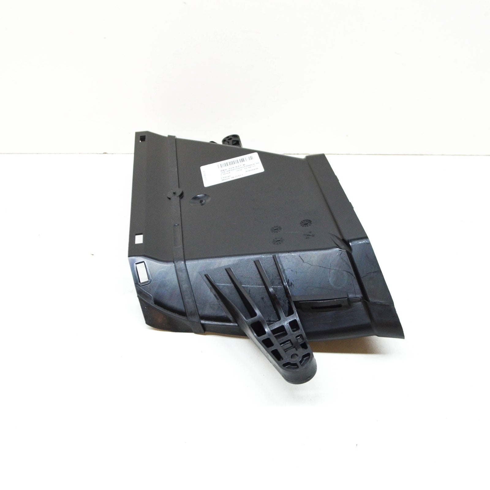 NEW AUDI A4 B8 AIR INTAKE PIPE 8K0129617B ORIGINAL