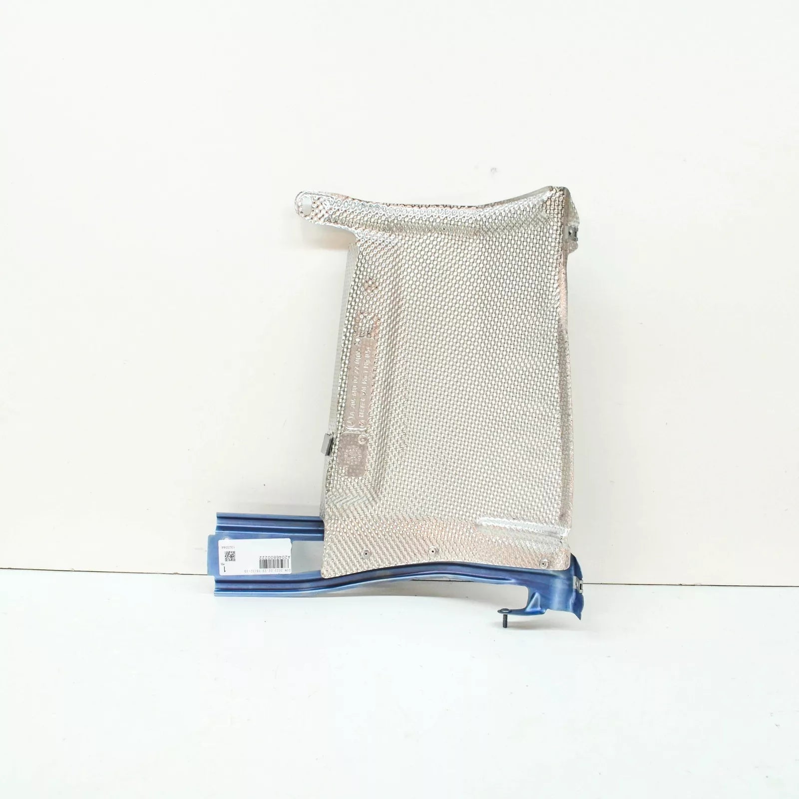 NEW MERCEDES-BENZ C W204 RIGHT MAIN MUFFLER HEAT PROTECTION A2046800222