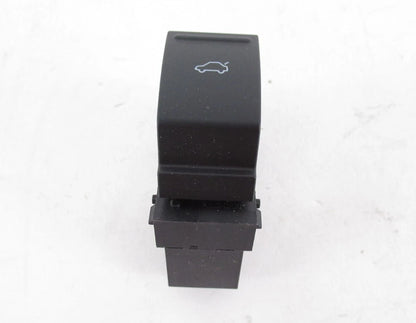 NEW VW JETTA A6 FRONT LEFT DOOR REAR LID LOCK BUTTON LHD 5C6959831REH