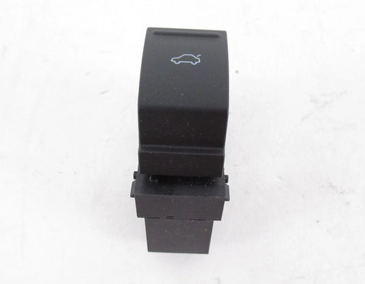 NEW VW JETTA A6 FRONT LEFT DOOR REAR LID LOCK BUTTON LHD 5C6959831REH