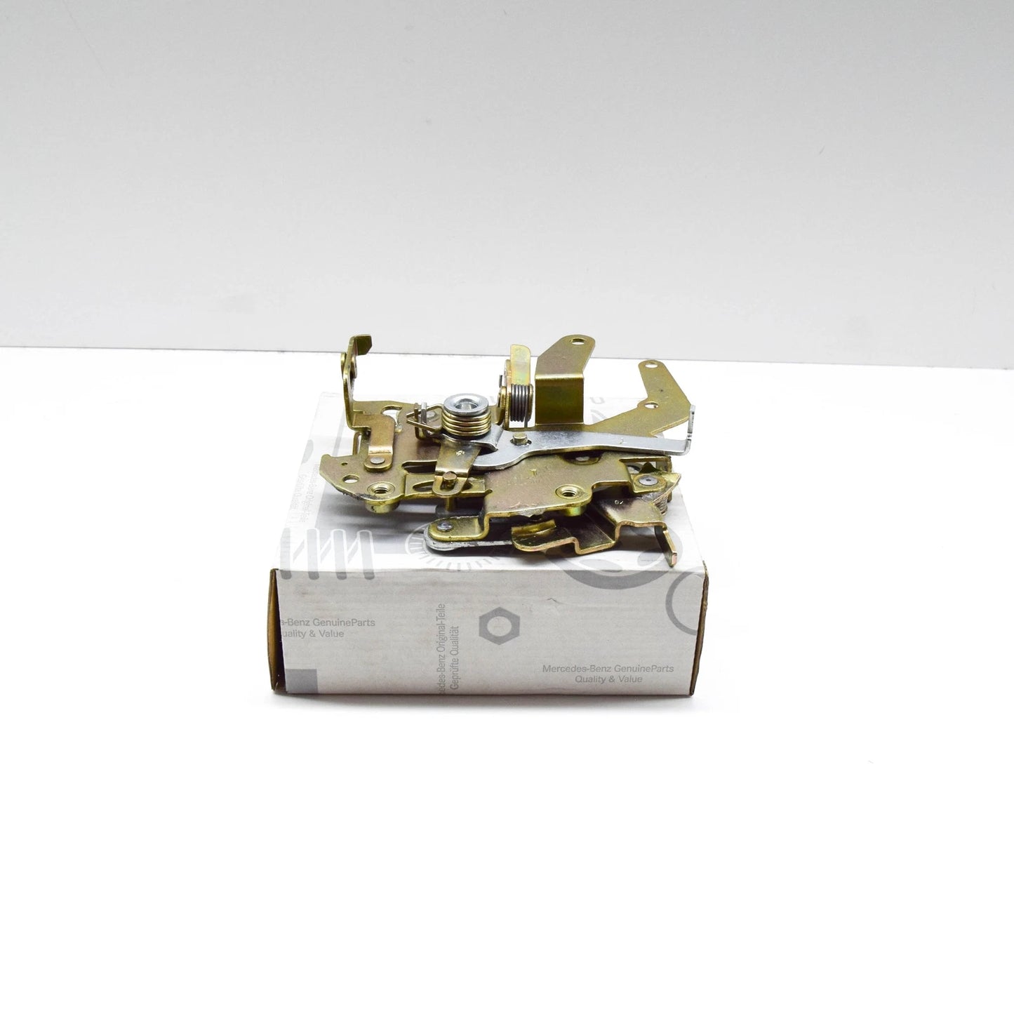 NEW MB SPRINTER W903 LEFT SIDE SLIDING DOOR LOCK A9017301235 ORIGINAL