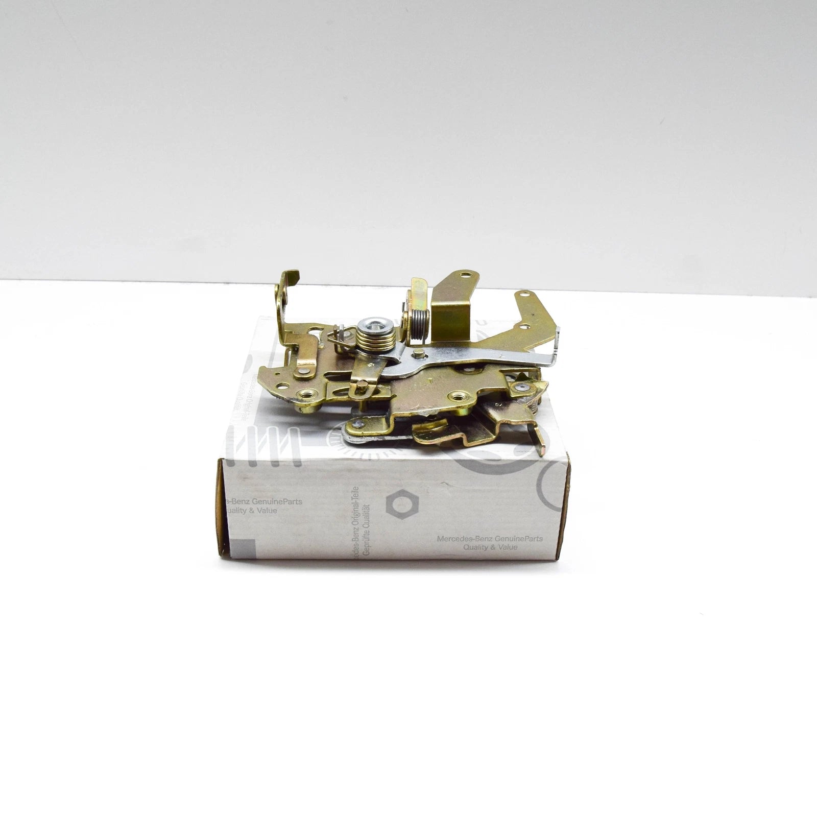 NEW MB SPRINTER W903 LEFT SIDE SLIDING DOOR LOCK A9017301235 ORIGINAL