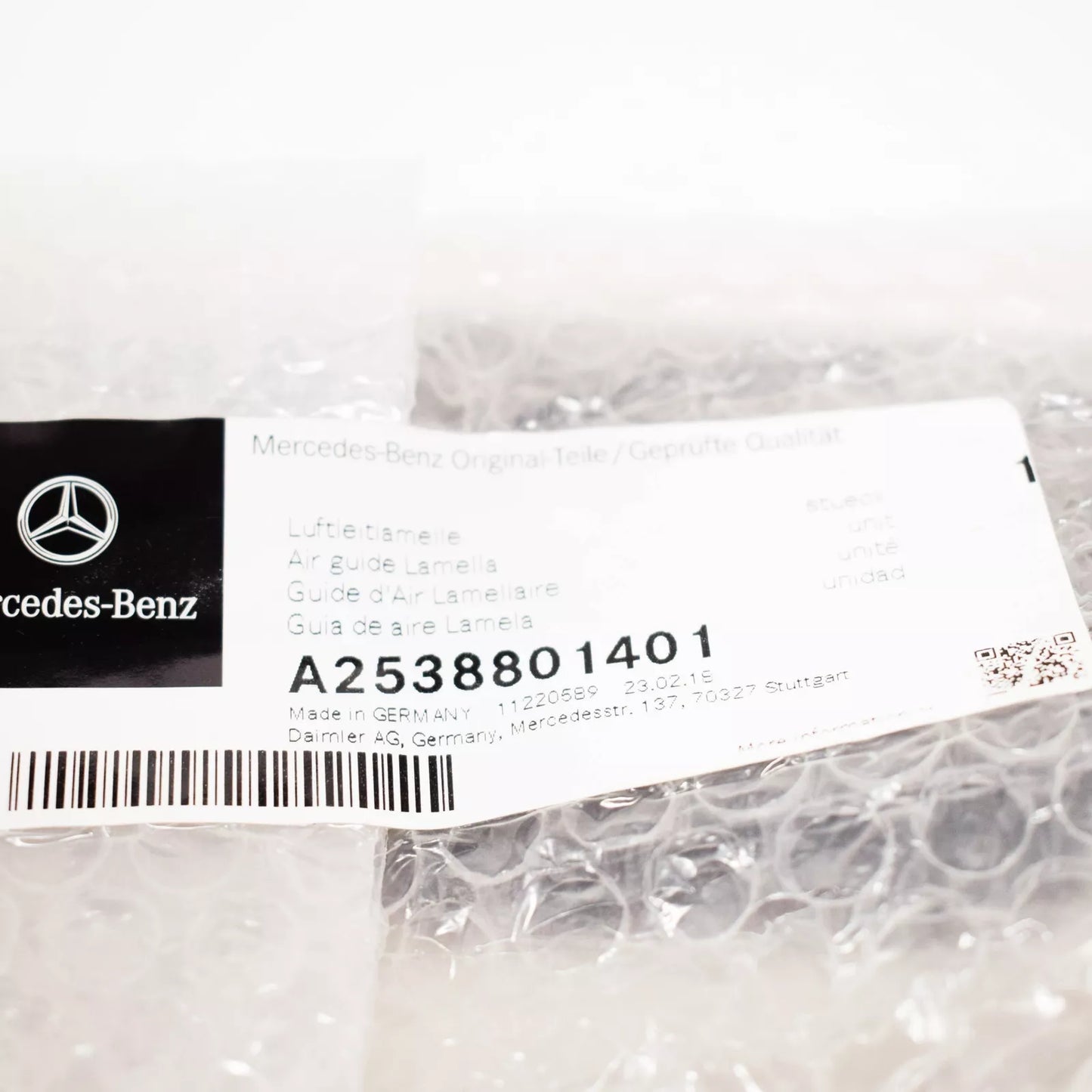 NEW MB GLC X253 FRONT GRILLE AIR GUIDE UPPER SUPPORT A2538801401 ORIGINAL