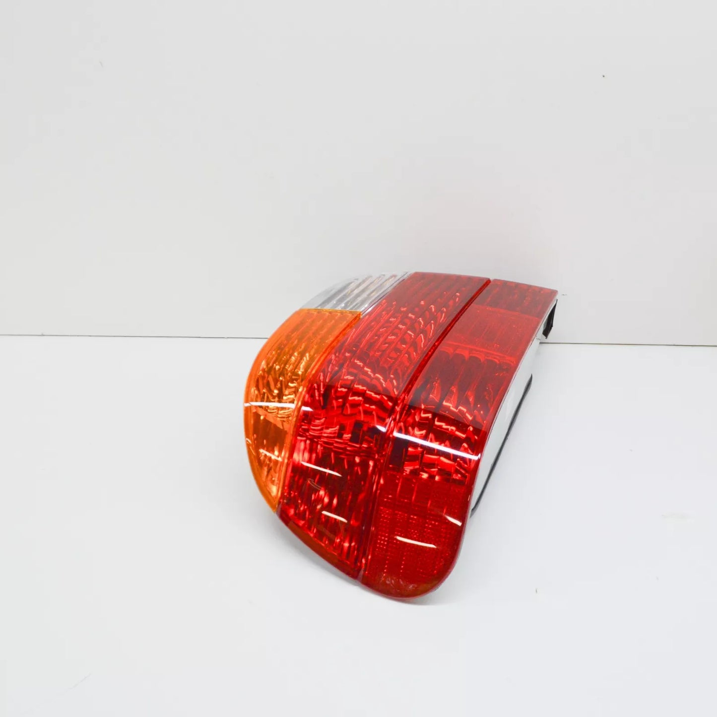 NEW BMW E38 SEDAN TAIL LIGHT LEFT 8381249 63218381249 ORIGINAL