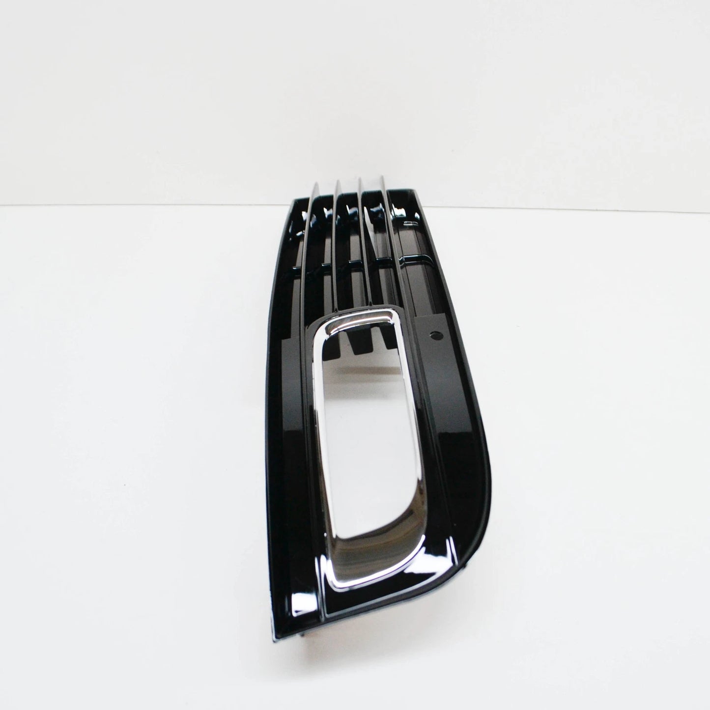 NEW AUDI A8 D3 FRONT BUMPER RIGHT GRILLE 4E0807680B