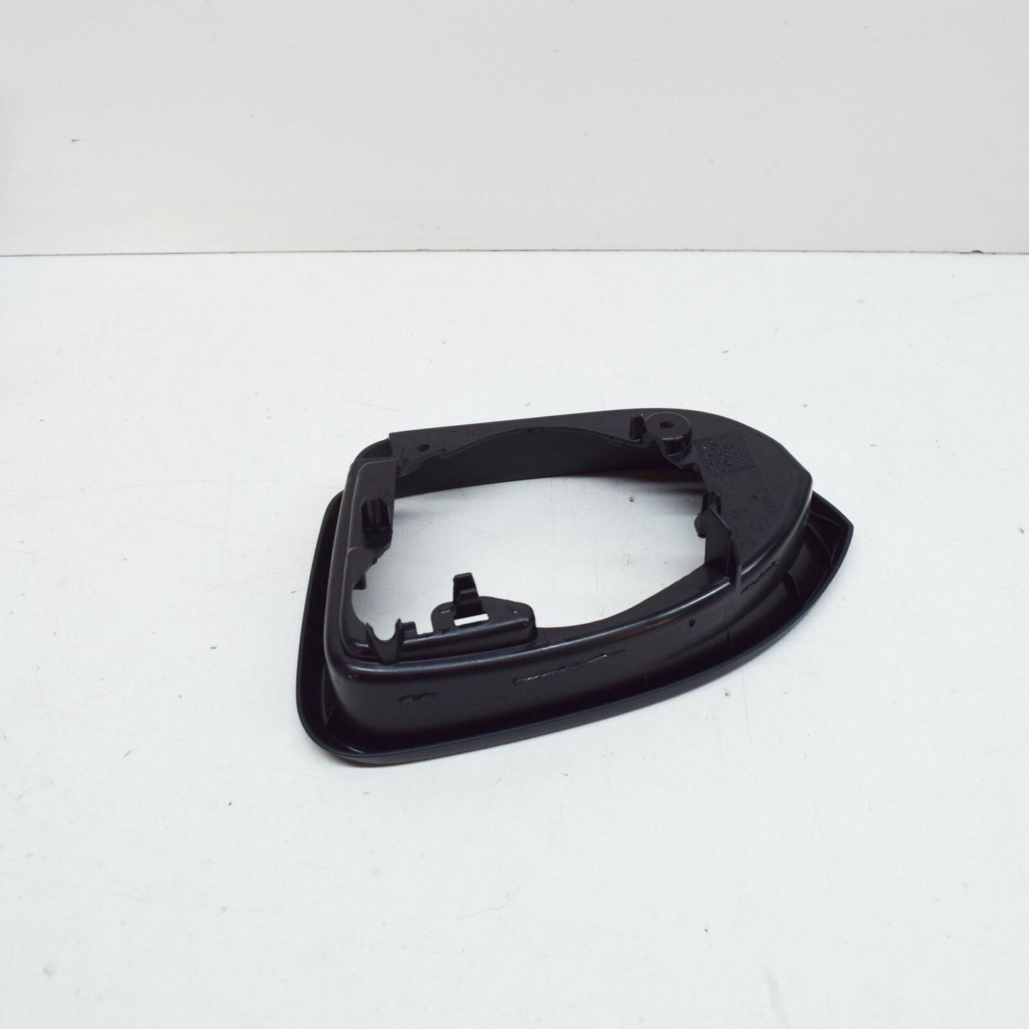 NEW VW PASSAT B8 FRONT RIGHT DOOR MIRROR INNER TRIM 3G08576029B9 ORIGINAL