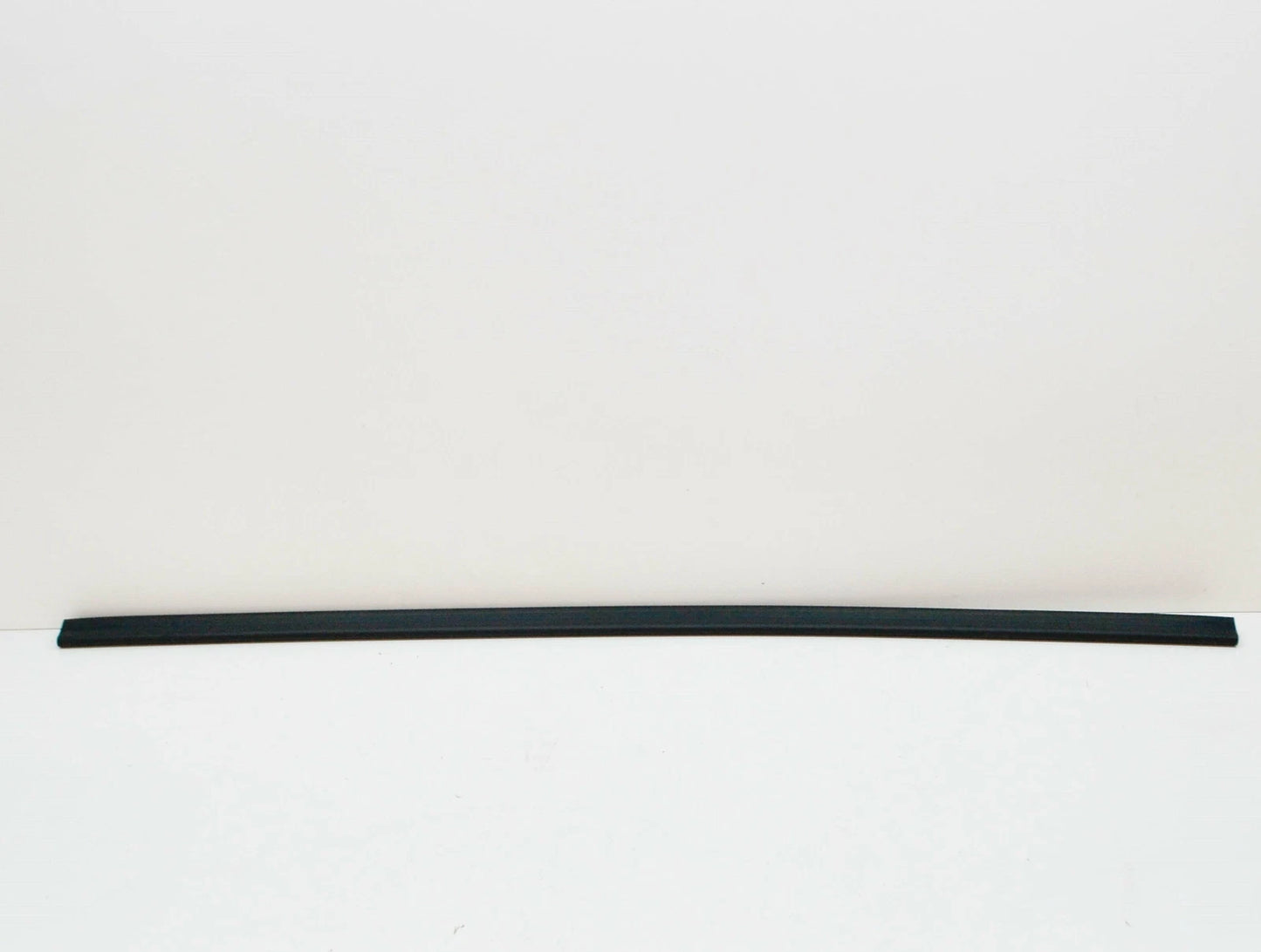 NEW AUDI Q7 4L HOOD REAR WATER BOX SEAL 4L0823723