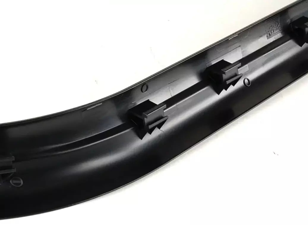 NEW BMW 6 CABRIO E64 RIGHT INTERIOR DOOR SILL TRIM 51477073886 7073886 ORIGINAL