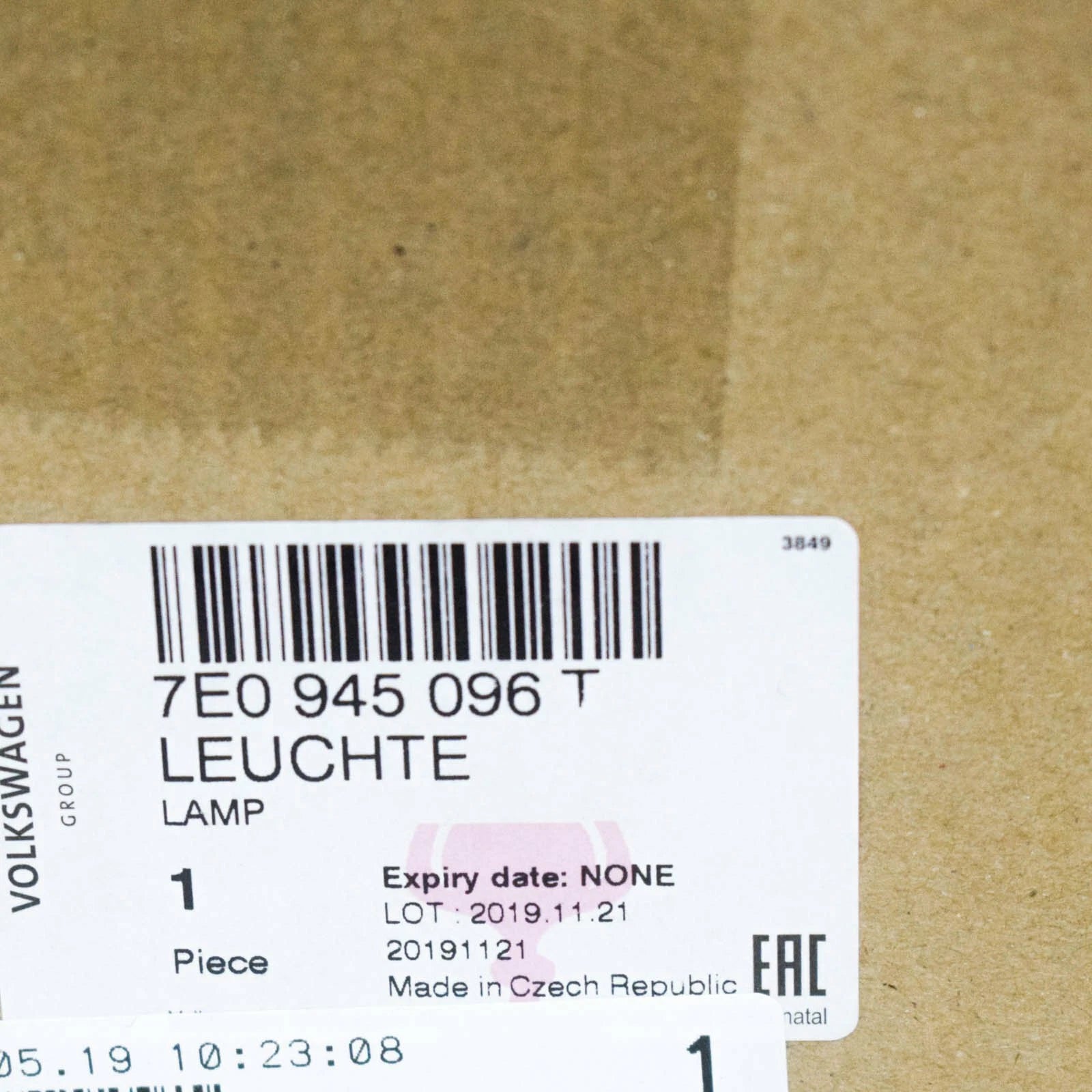 NEW VW TRANSPORTER T6 REAR RIGHT SIDE TAILLIGHT LAMP 7E0945096T