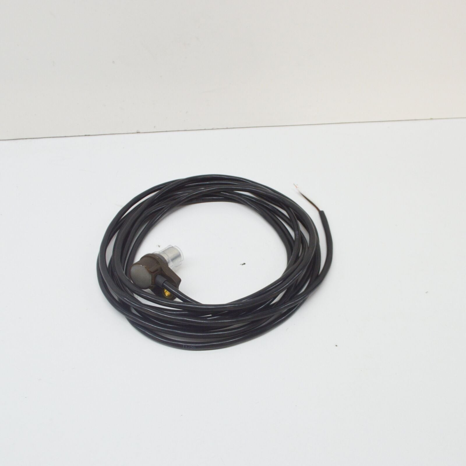 NEW MERCEDES-BENZ VITO W639 SPEED SENSOR PULSE SENDER UNIT A0135425017 ORIGINAL