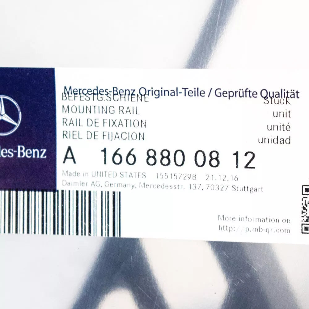 NEW MERCEDES-BENZ GLS REAR BUMPER RIGHT SIDE HOLDER BRACKET X166 A1668800812