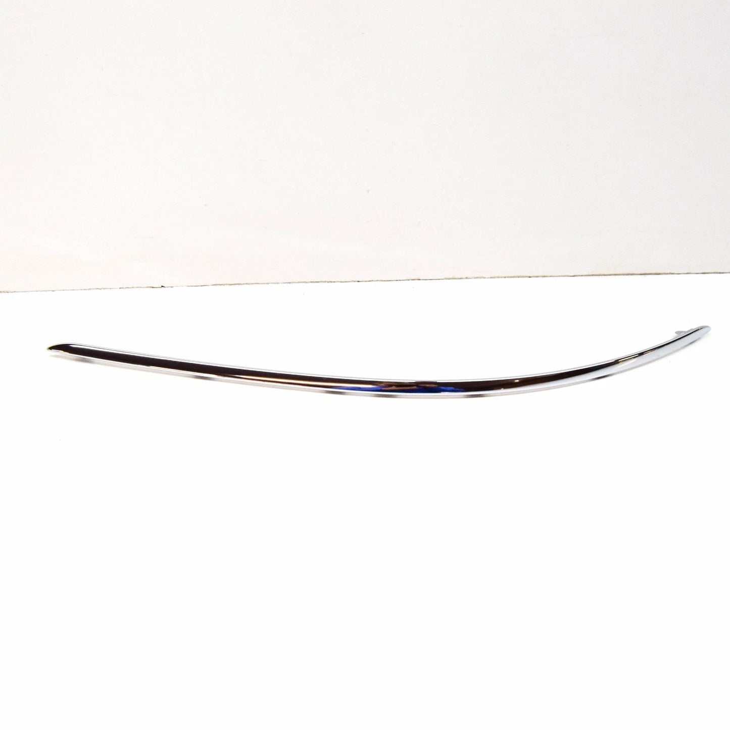 NEW MERCEDES BENZ W204 FRONT LEFT BUMPER MOLDING TRIM A2048850721 ORIGINAL