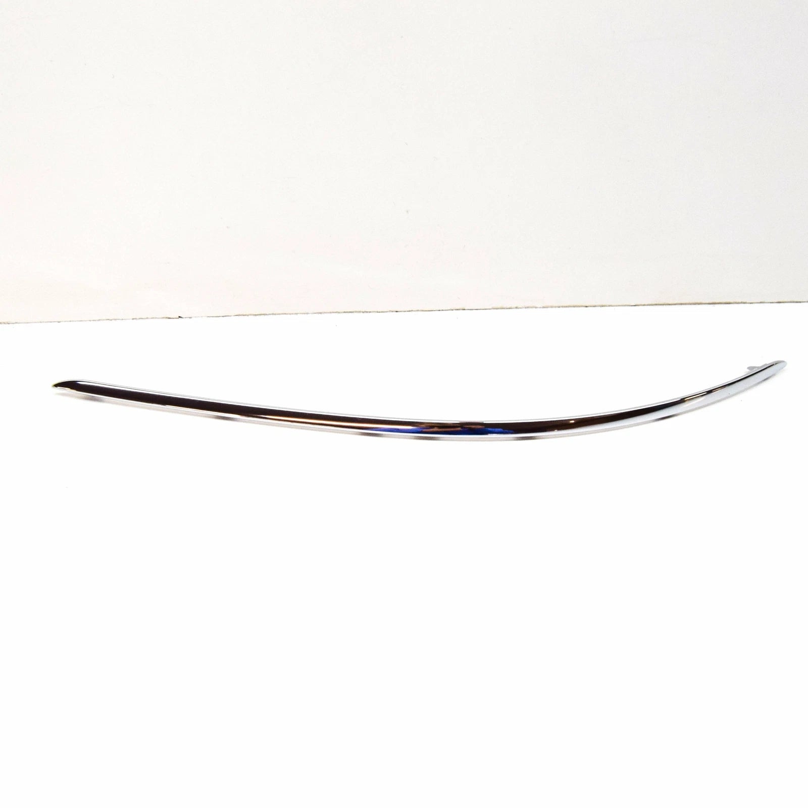 NEW MERCEDES BENZ W204 FRONT LEFT BUMPER MOLDING TRIM A2048850721 ORIGINAL