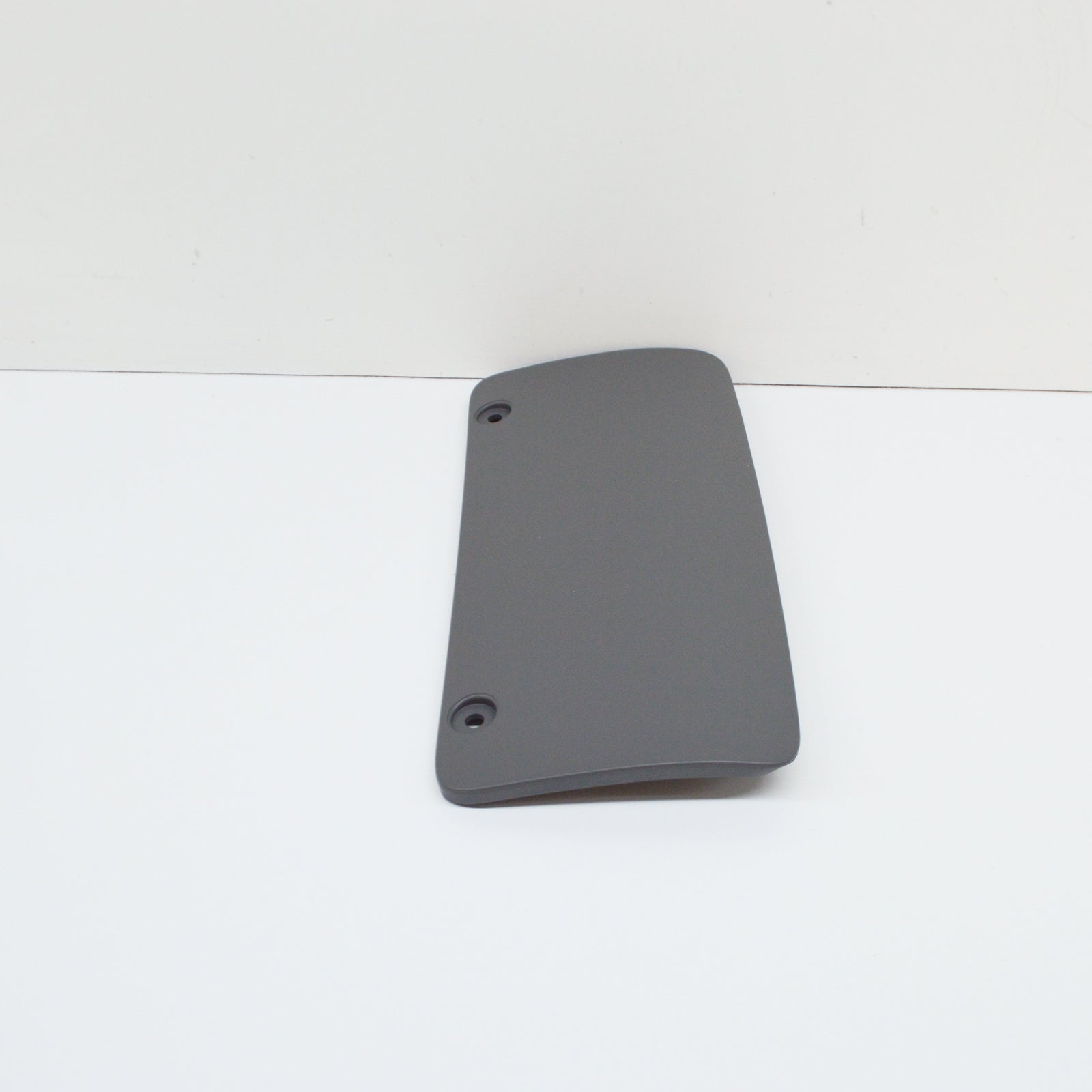 NEW VOLKSWAGEN EOS REAR BUMPER COVER CAP 1Q0807397AGRU ORIGINAL