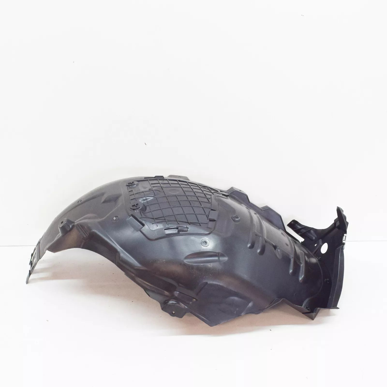 NEW MERCEDES-BENZ C W205 FRONT LEFT WHEEL HOUSING LINER A2056903101 ORIGINAL