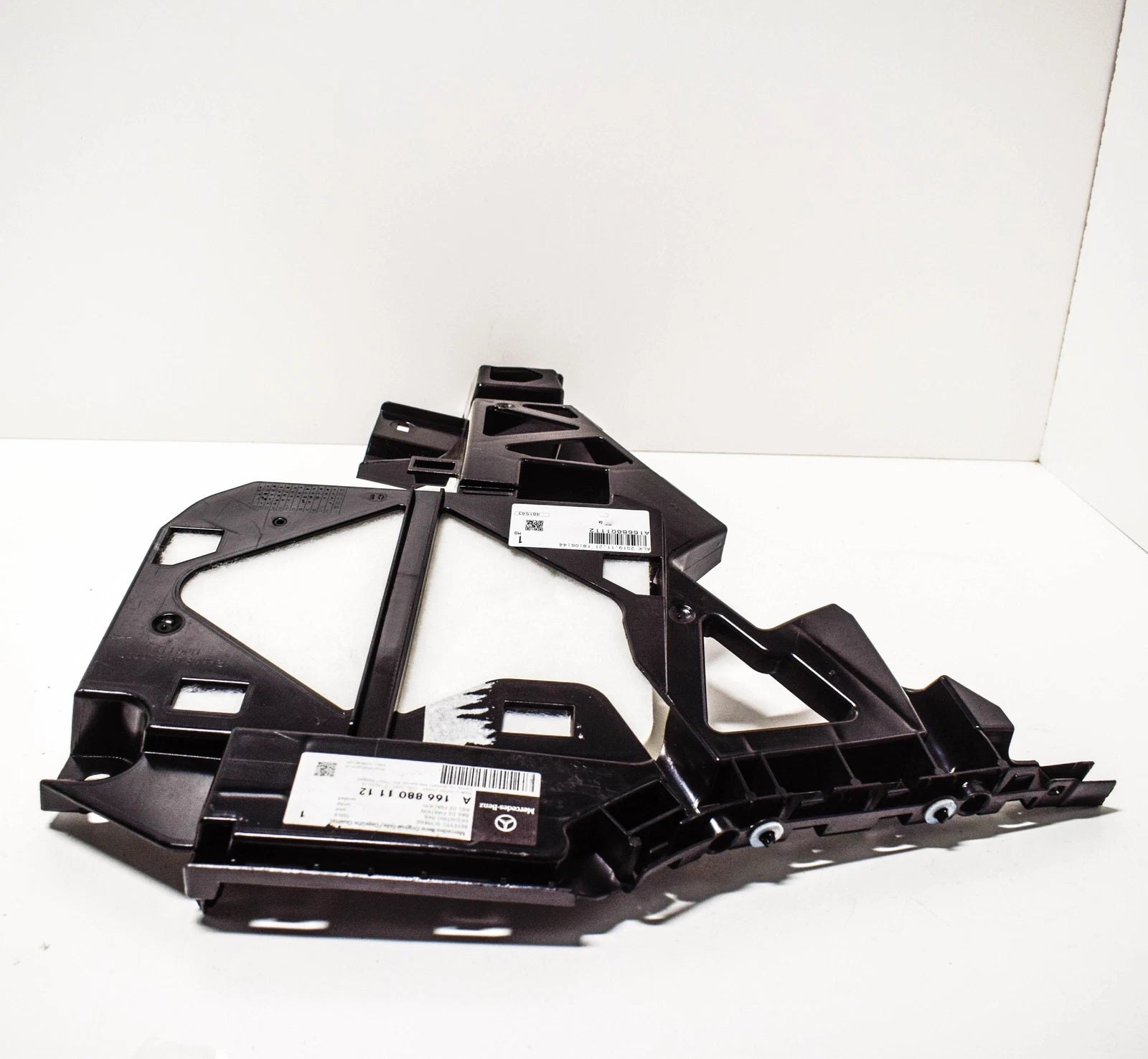NEW MERCEDES-BENZ GLE W166 REAR LEFT BUMPER BRACKET A1668801112 ORIGINAL