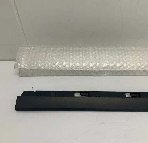 NEW VW PASSAT B8 3G FRONT RIGHT DOOR MOLDING 3G0853268GRU ORIGINAL