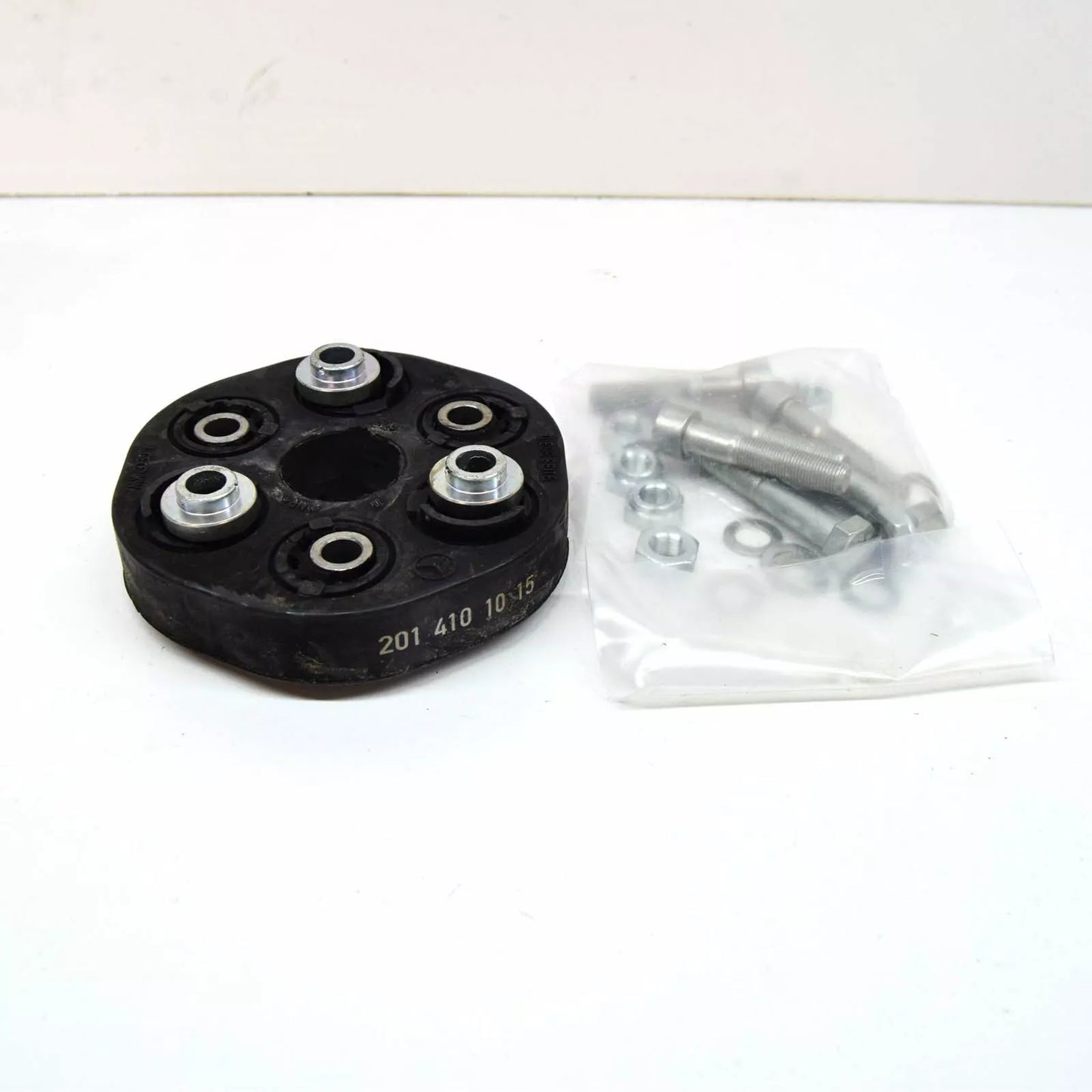 NEW MB E W124 PROPELLER SHAFT FRONT FLEXIBLE JOINT DISC KIT A1244100015