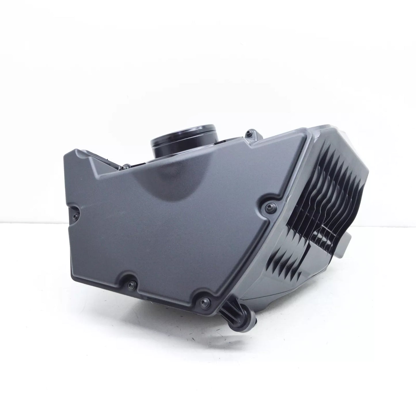 NEW AUDI A5 SPORTBACK F5 AIR FILTER BOX 8W0133837B ORIGINAL