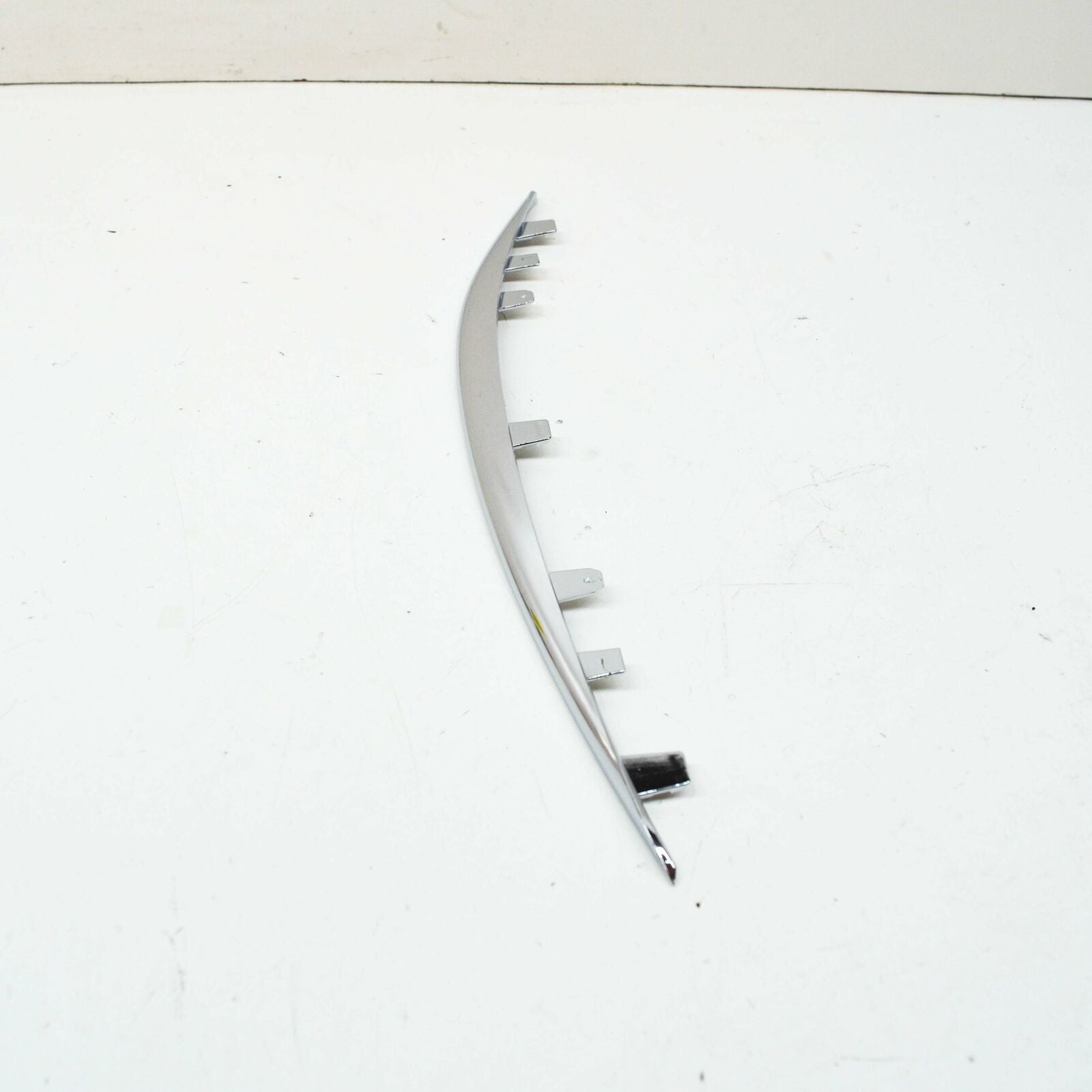 NEW MERCEDES-BENZ C W205 FRONT LEFT BUMPER MOLDING TRIM A2058850374 ORIGINAL