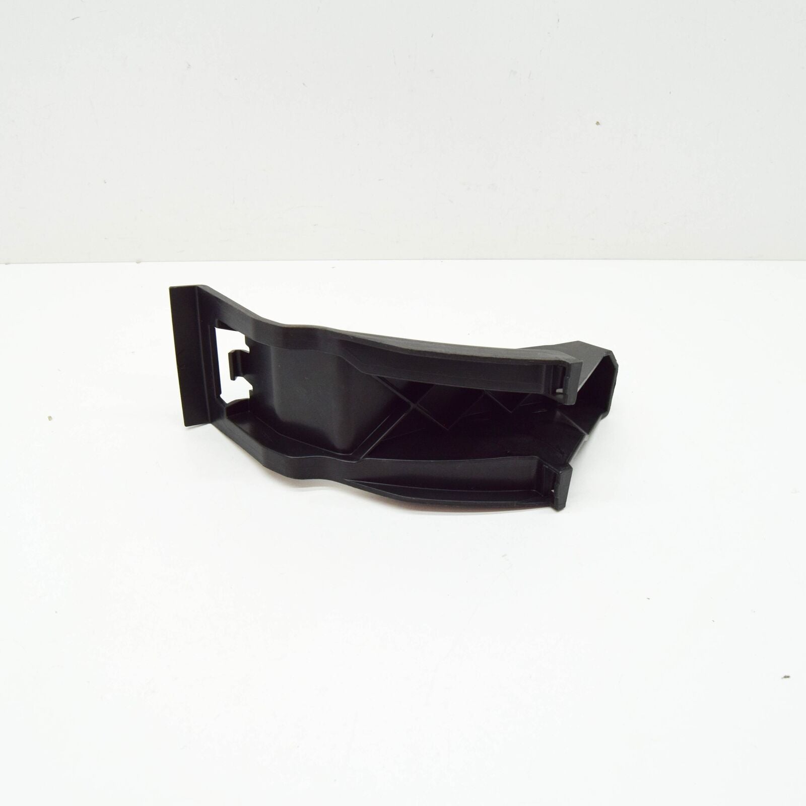 NEW MERCEDES-BENZ C W204 REAR BUMPER LEFT SIDE BRACKET AMG A2048854414 ORIGINAL