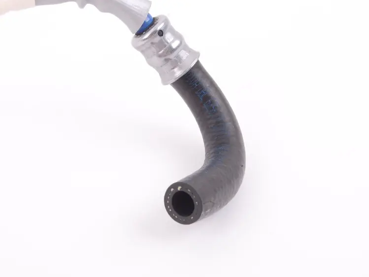 NEW MERCEDES-BENZ C W203 FUEL RETURN LINE A2034702064 ORIGINAL