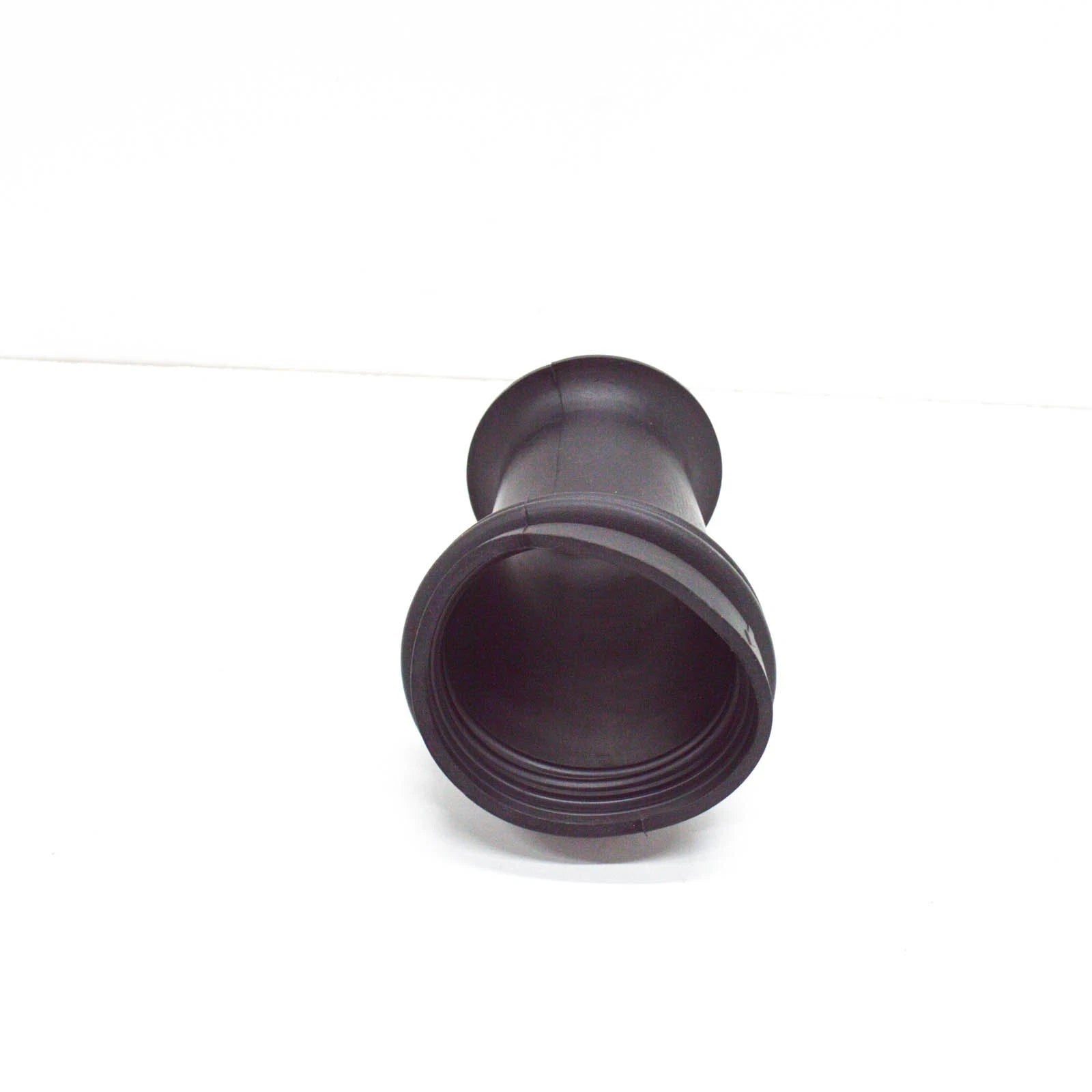 NEW BMW 3 E30 AIR FILTER INTAKE TUBE 13711709770 ORIGINAL