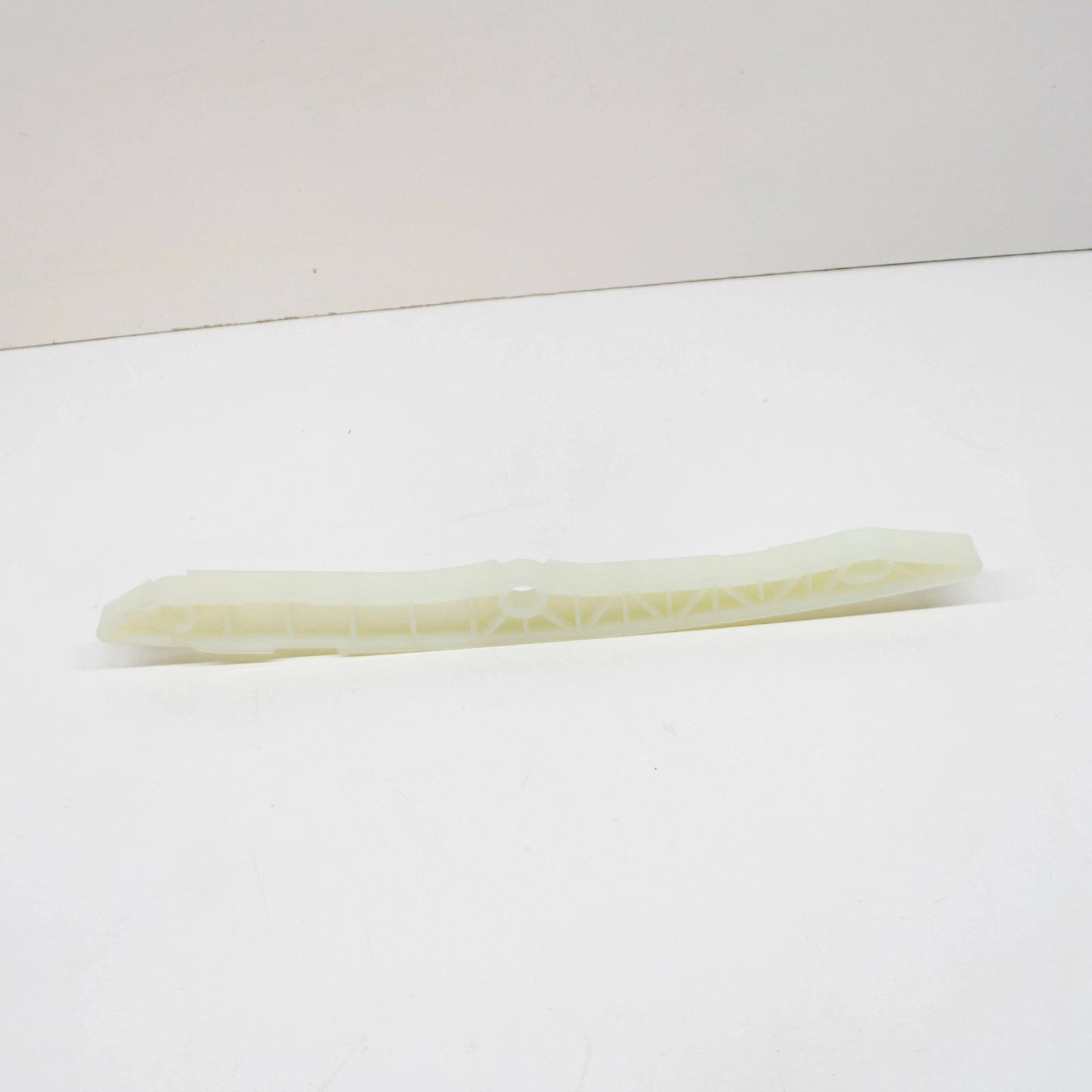 NEW AUDI A3 8P TIMING CHAIN GUIDE RAIL 06H109469AP ORIGINAL