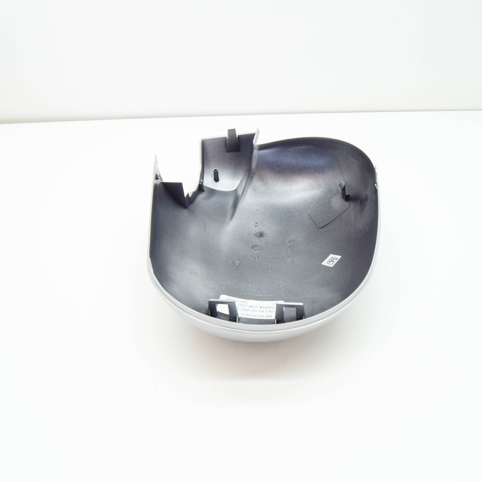 NEW MB ML W163 FRONT RIGHT DOOR MIRROR HOUSING COVER A16381102609744 ORIGINAL