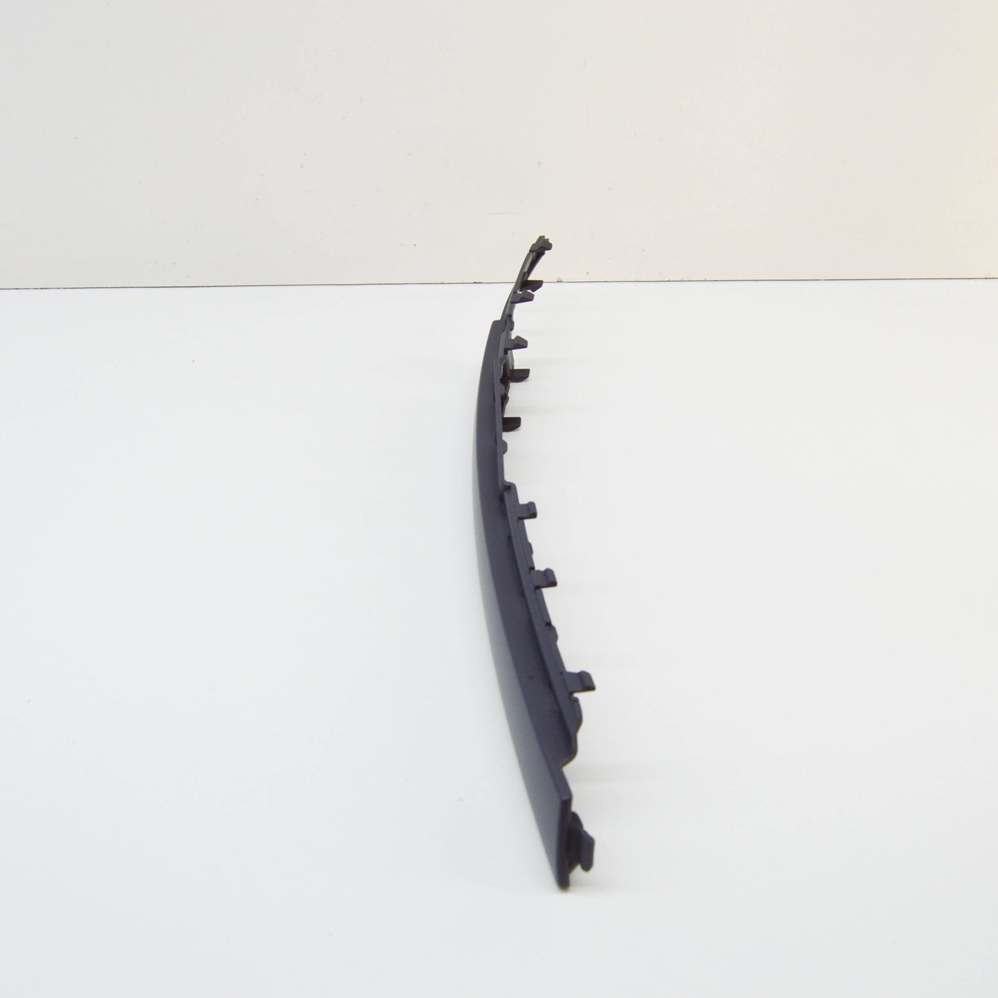 NEW AUDI A8 4E D3 FRONT RIGHT PRIMED BUMPER GUARD 4E0807224ADGRU ORIGINAL