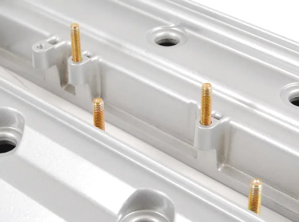 NEW BMW 5 E39 ENGINE VALVE COVER 11121742131 1742131 ORIGINAL