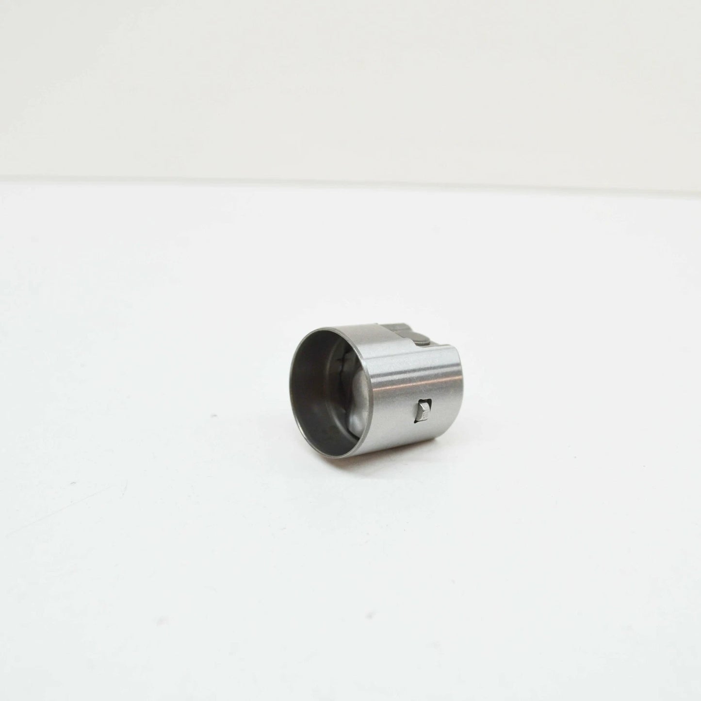 NEW BMW X5 E70 ENGINE CAMSHAFT FOLLOWER CAM 11327601233 7601233 ORIGINAL