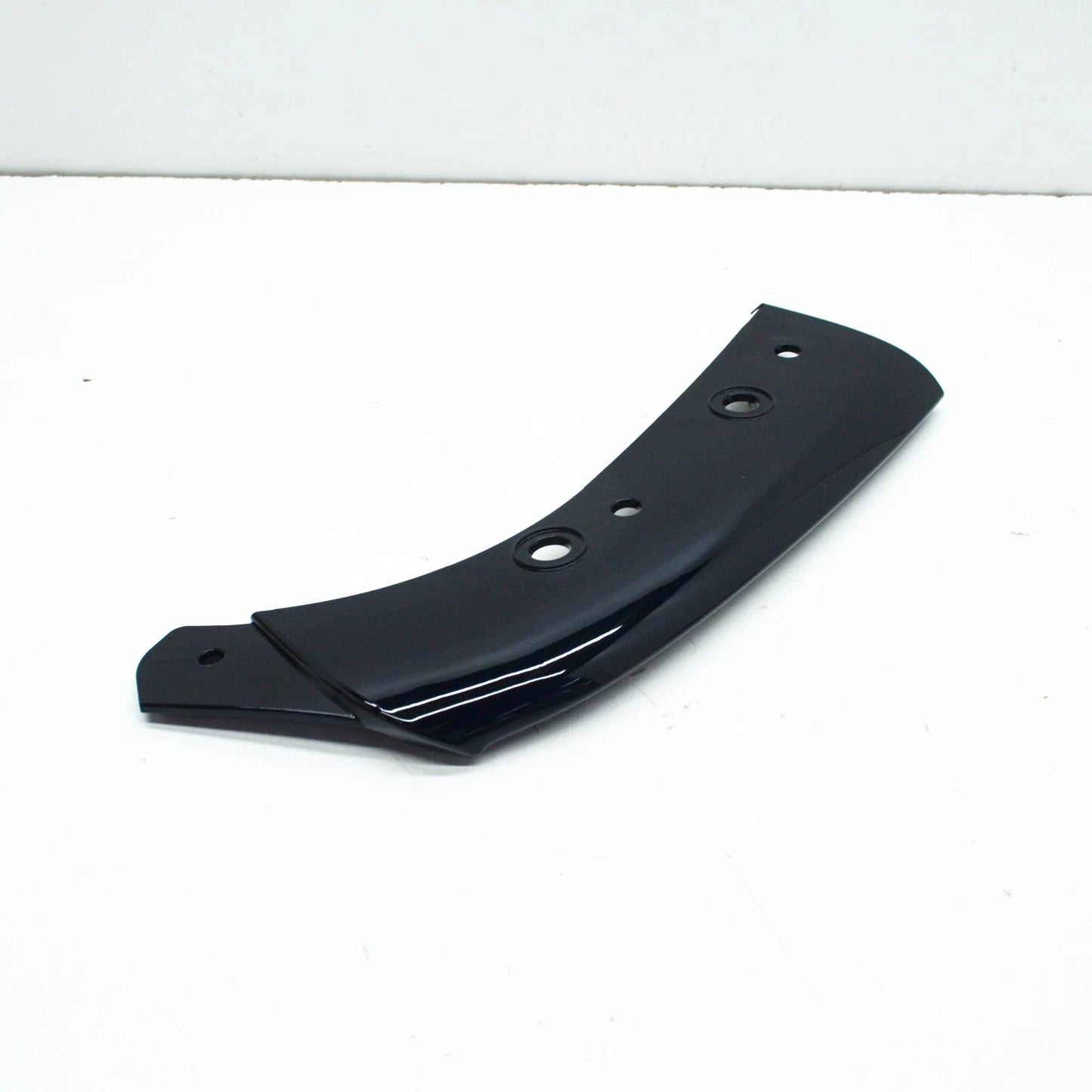 NEW BMW X6 M F96 FRONT BUMPER RIGHT GRILLE TRIM 51118090948