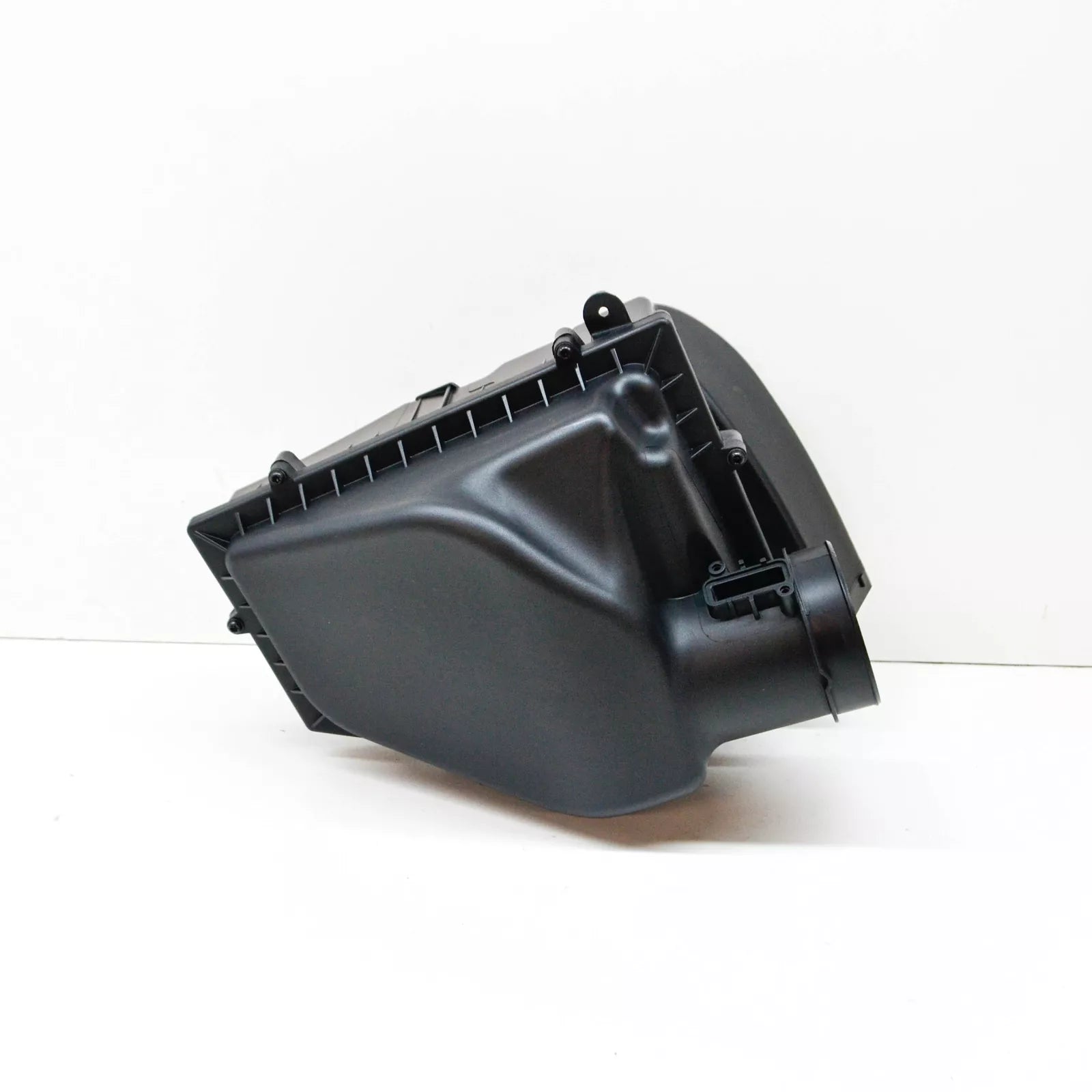 NEW BMW 5 G30 AIR FILTER BOX 8620473 13718620473 ORIGINAL